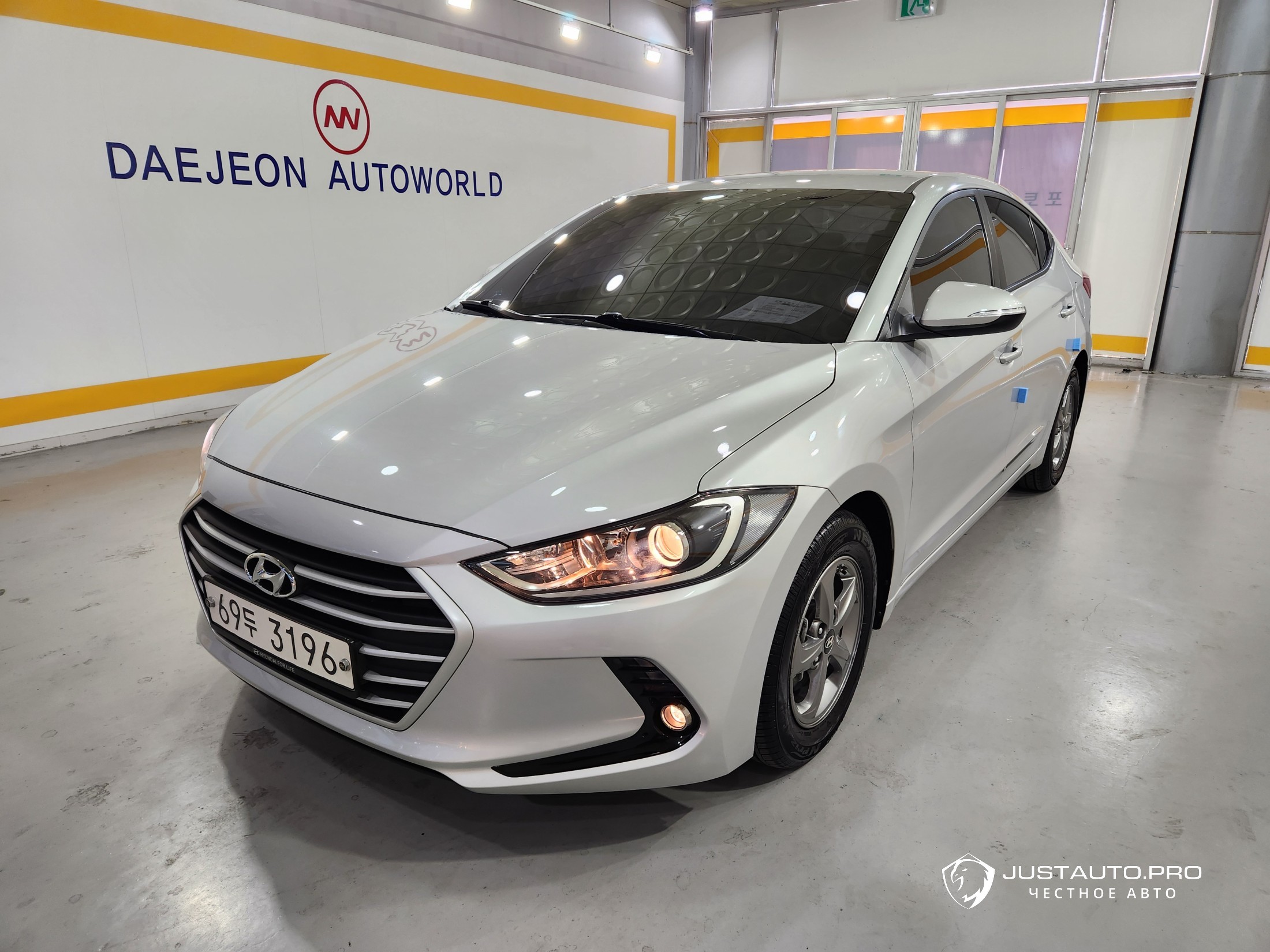 Автомобиль Hyundai AVANTE