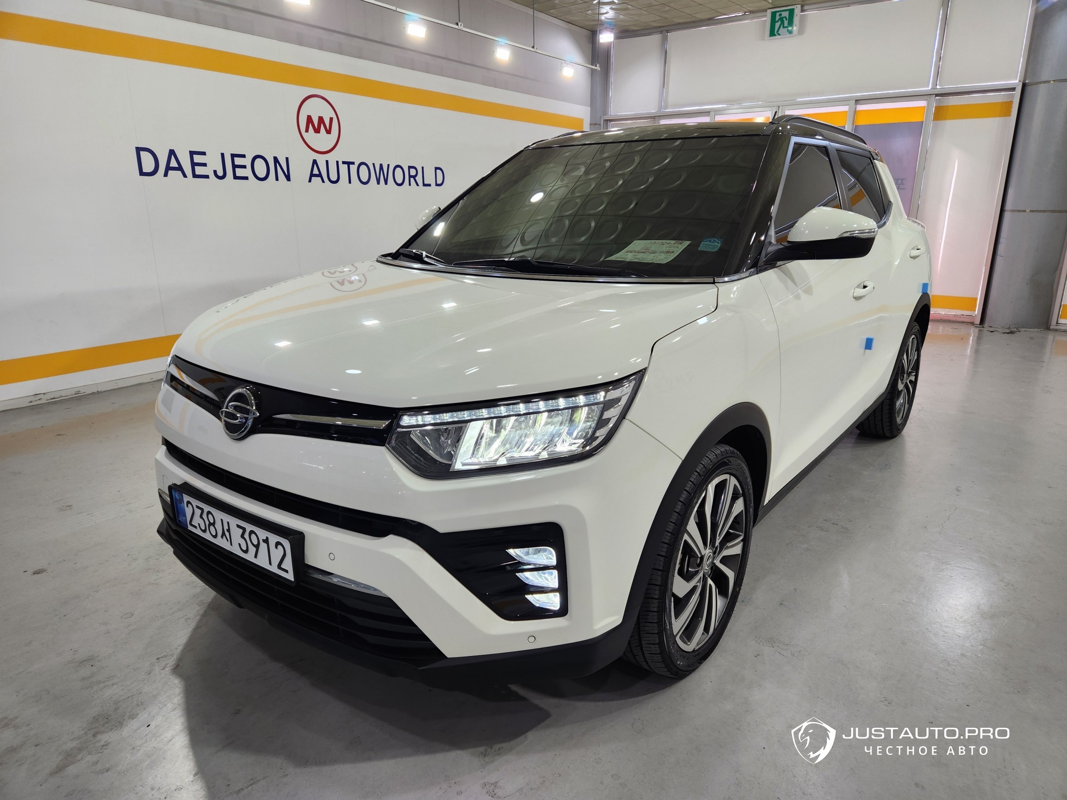 Автомобиль KG_Mobility_Ssangyong TIBOLI