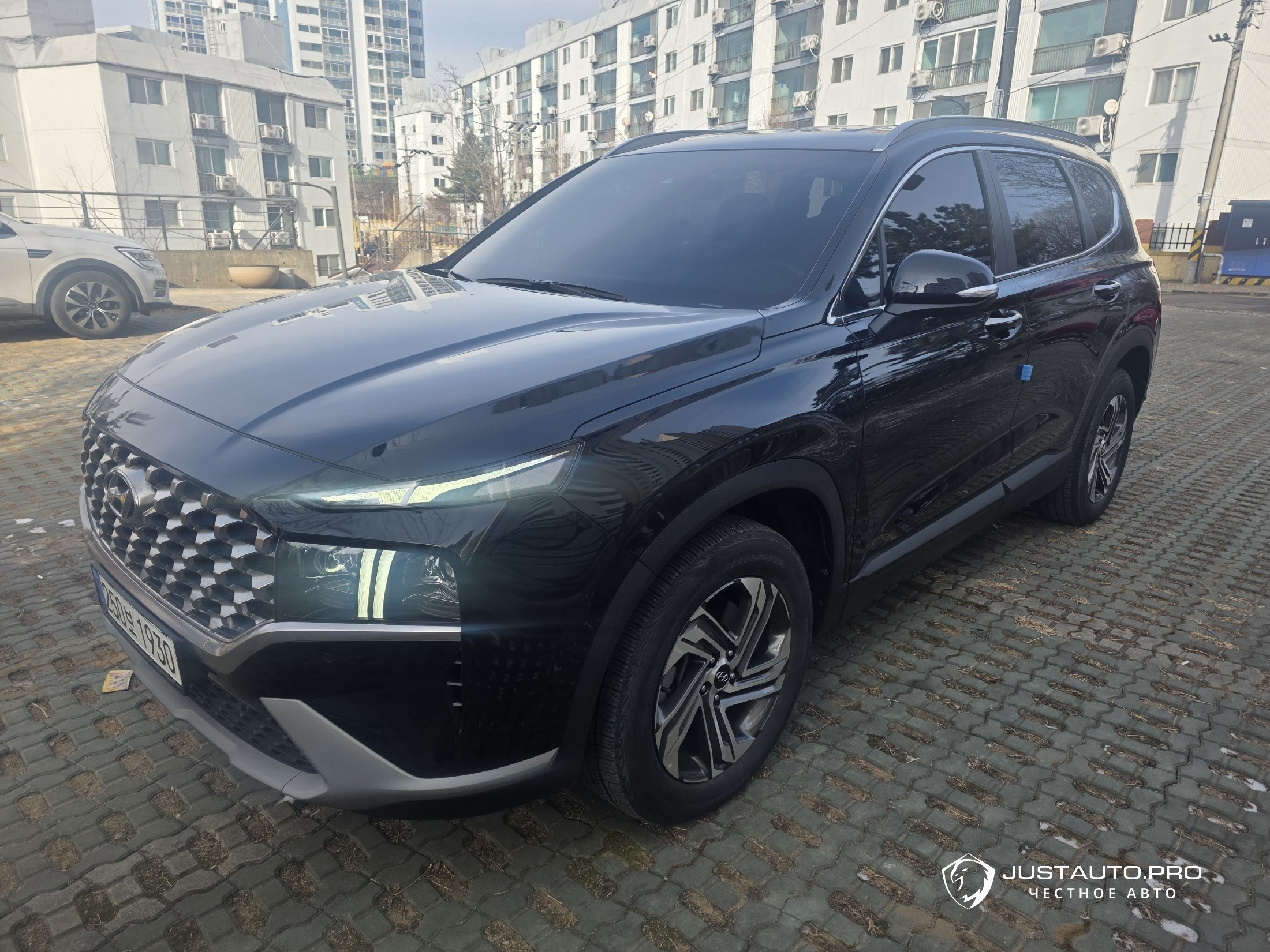 Автомобиль Hyundai Santafe