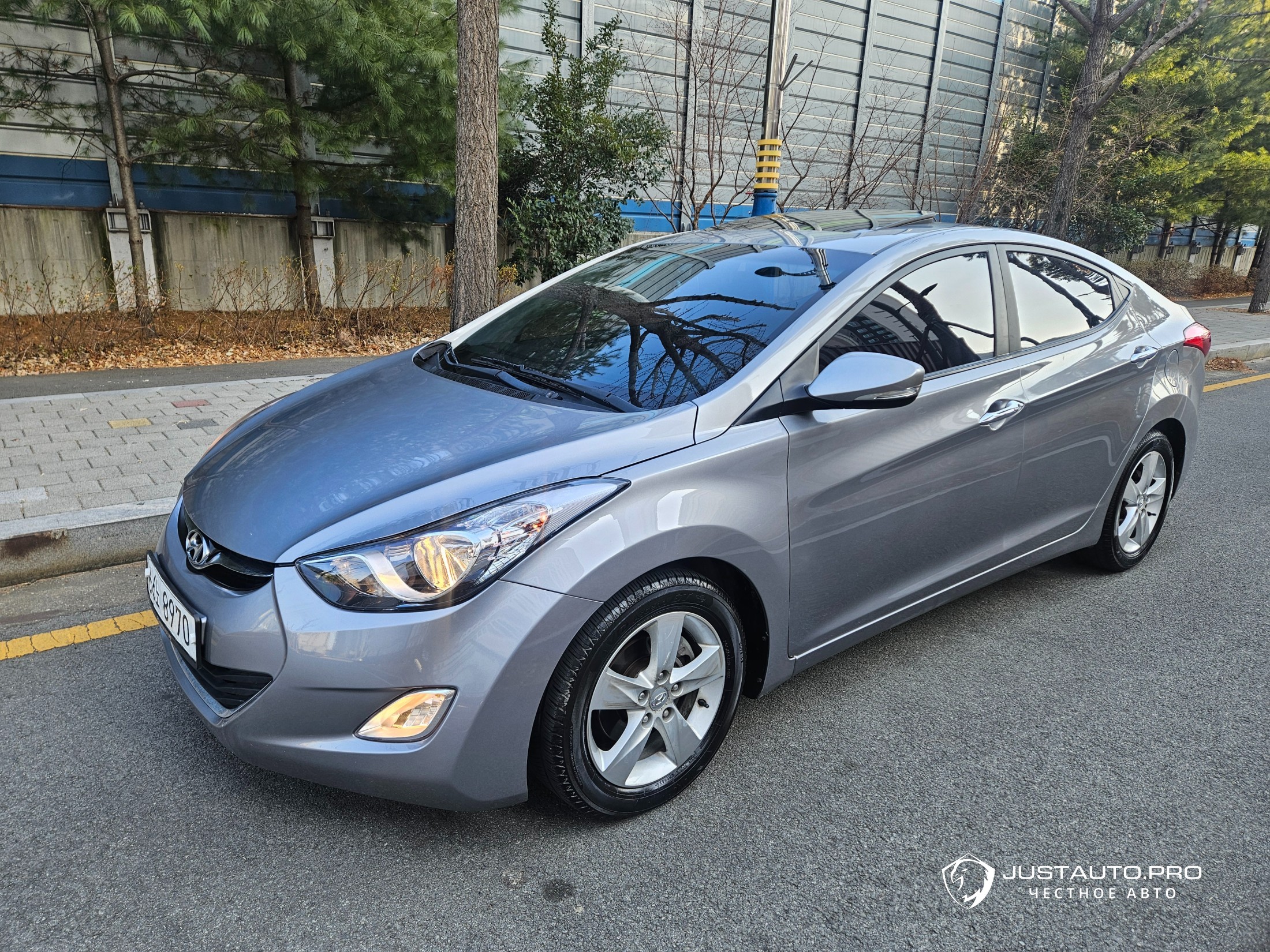 Автомобиль Hyundai AVANTE