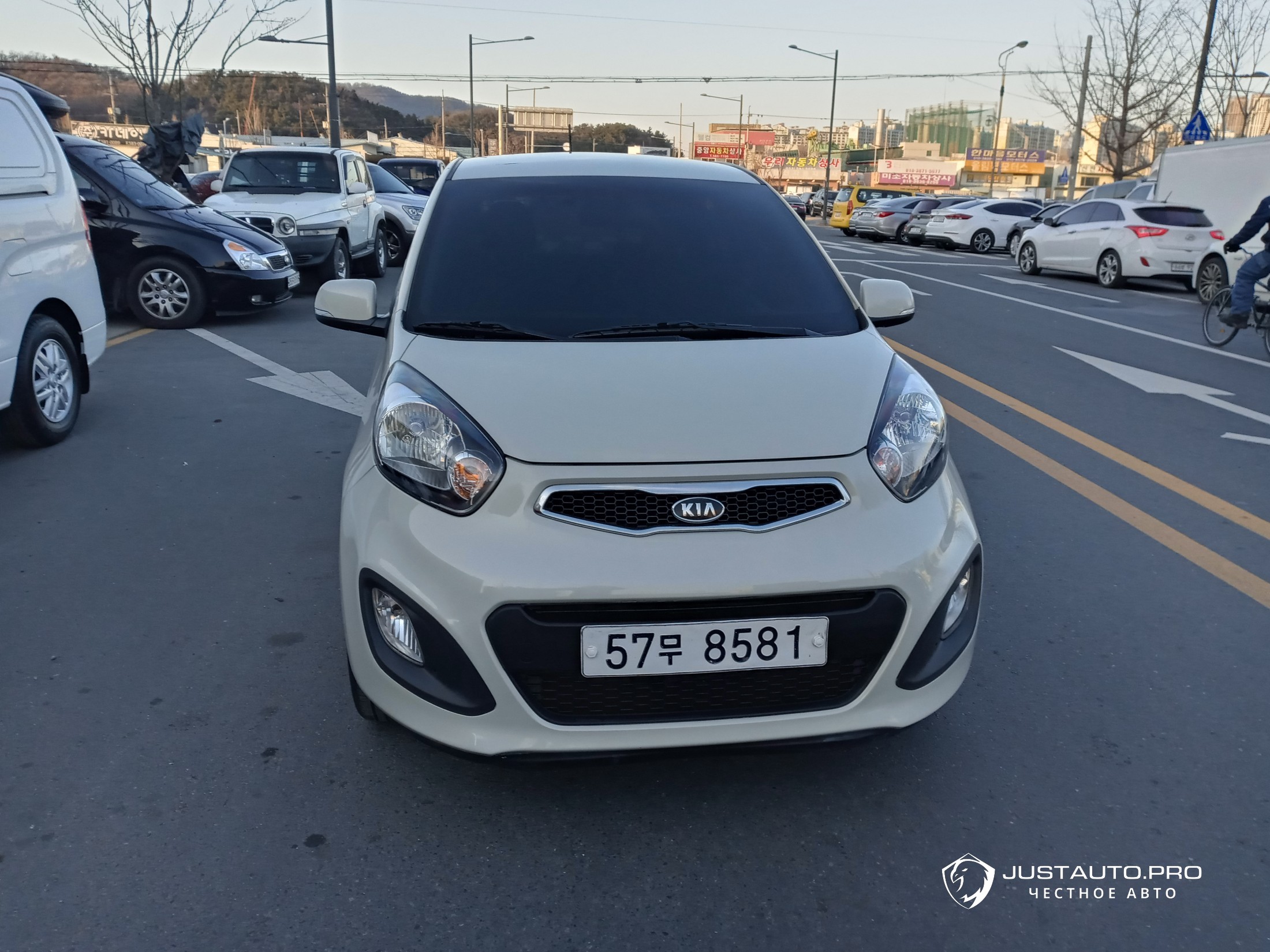 Автомобиль Kia morning