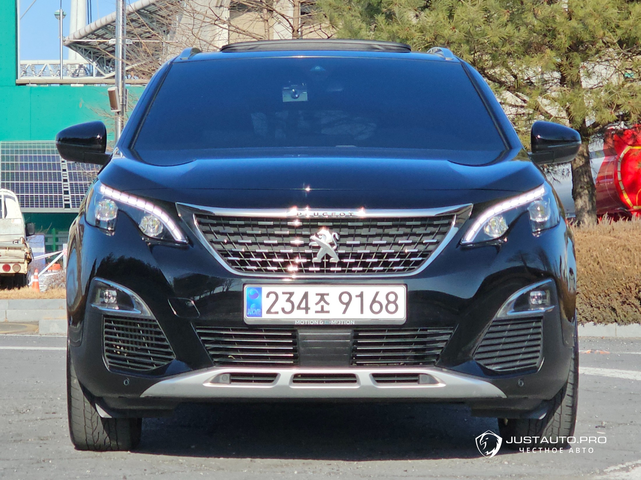 Автомобиль Peugeot 3008