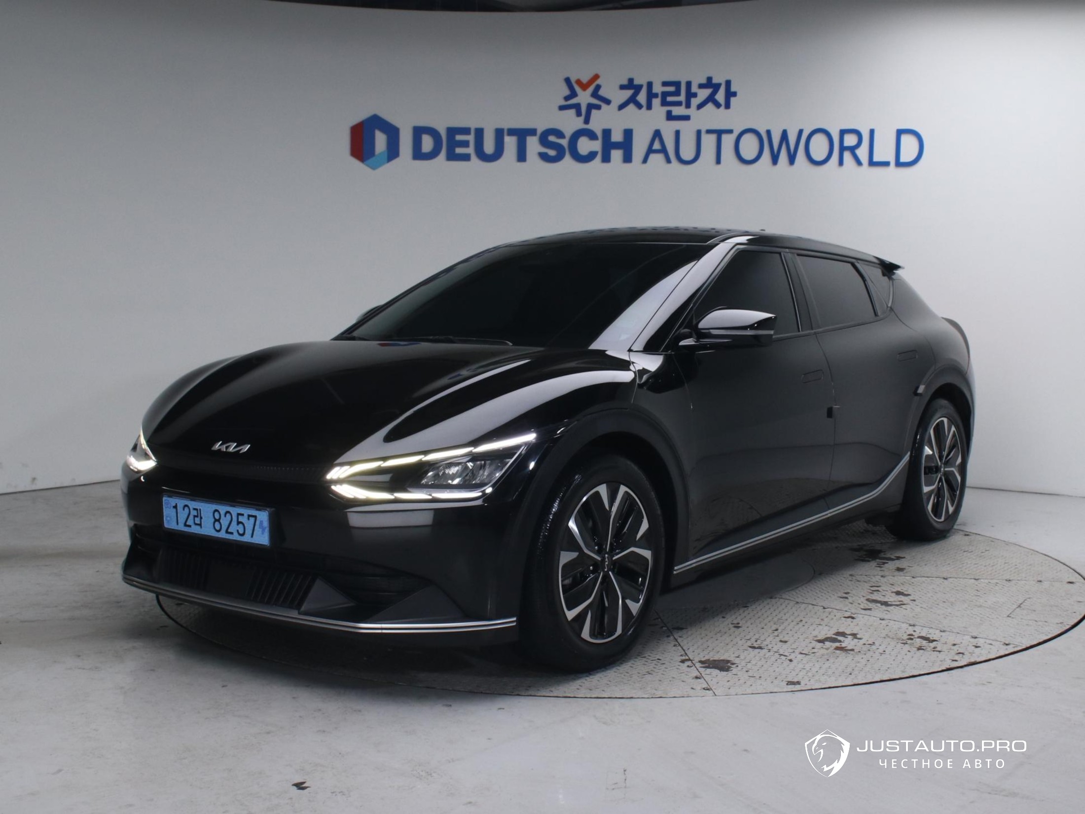 Автомобиль Kia EV6