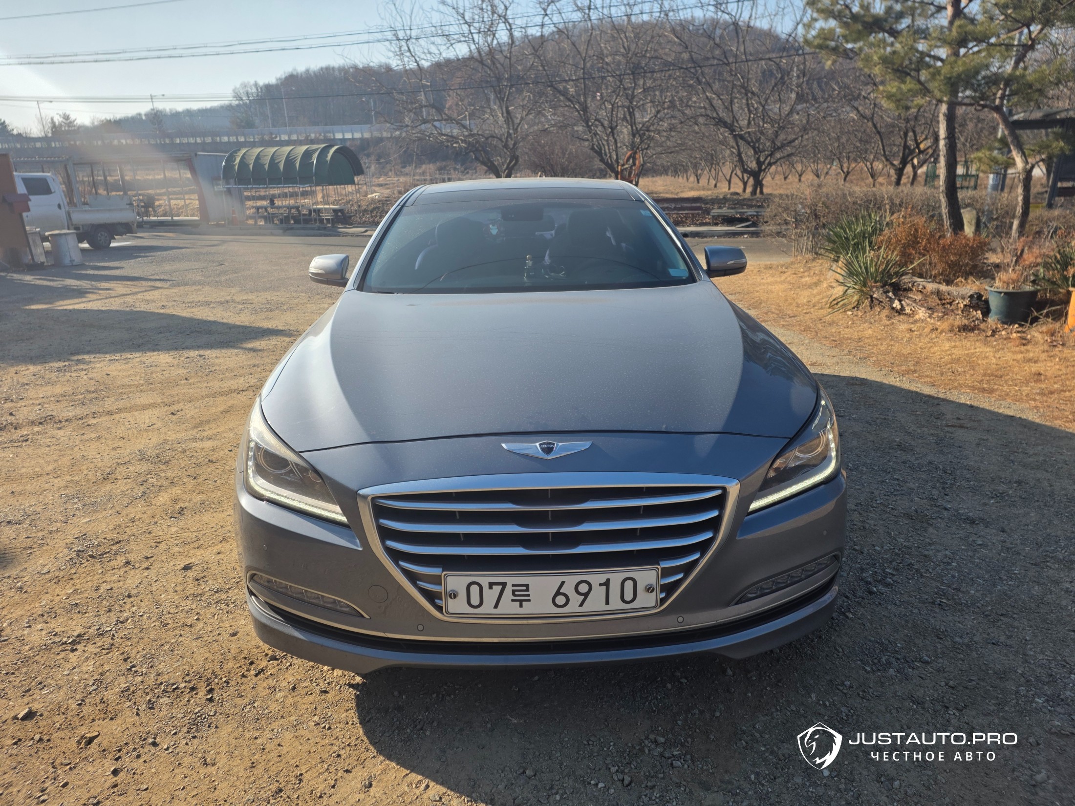 Автомобиль Hyundai Genesis