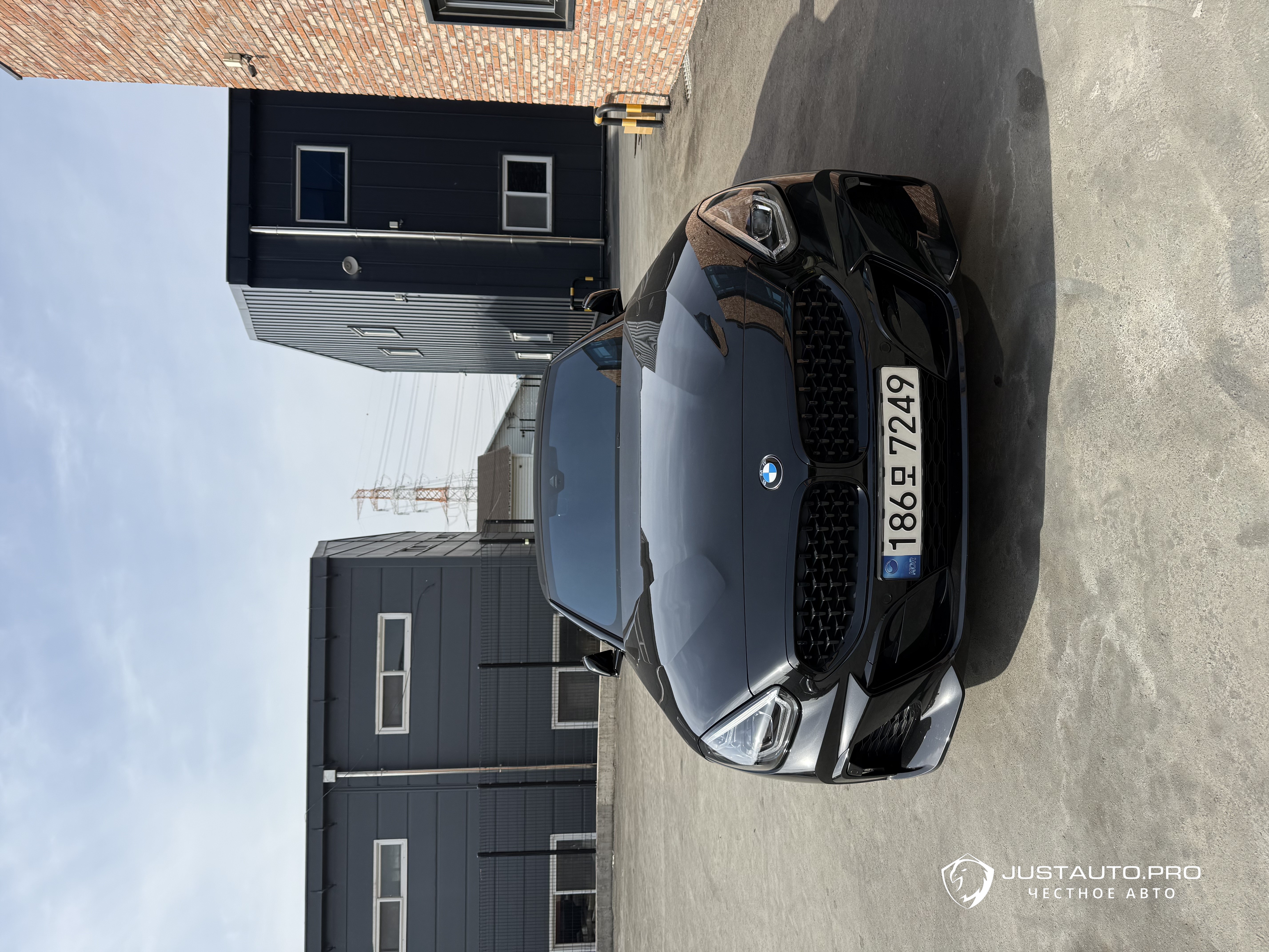 Автомобиль BMW Z4