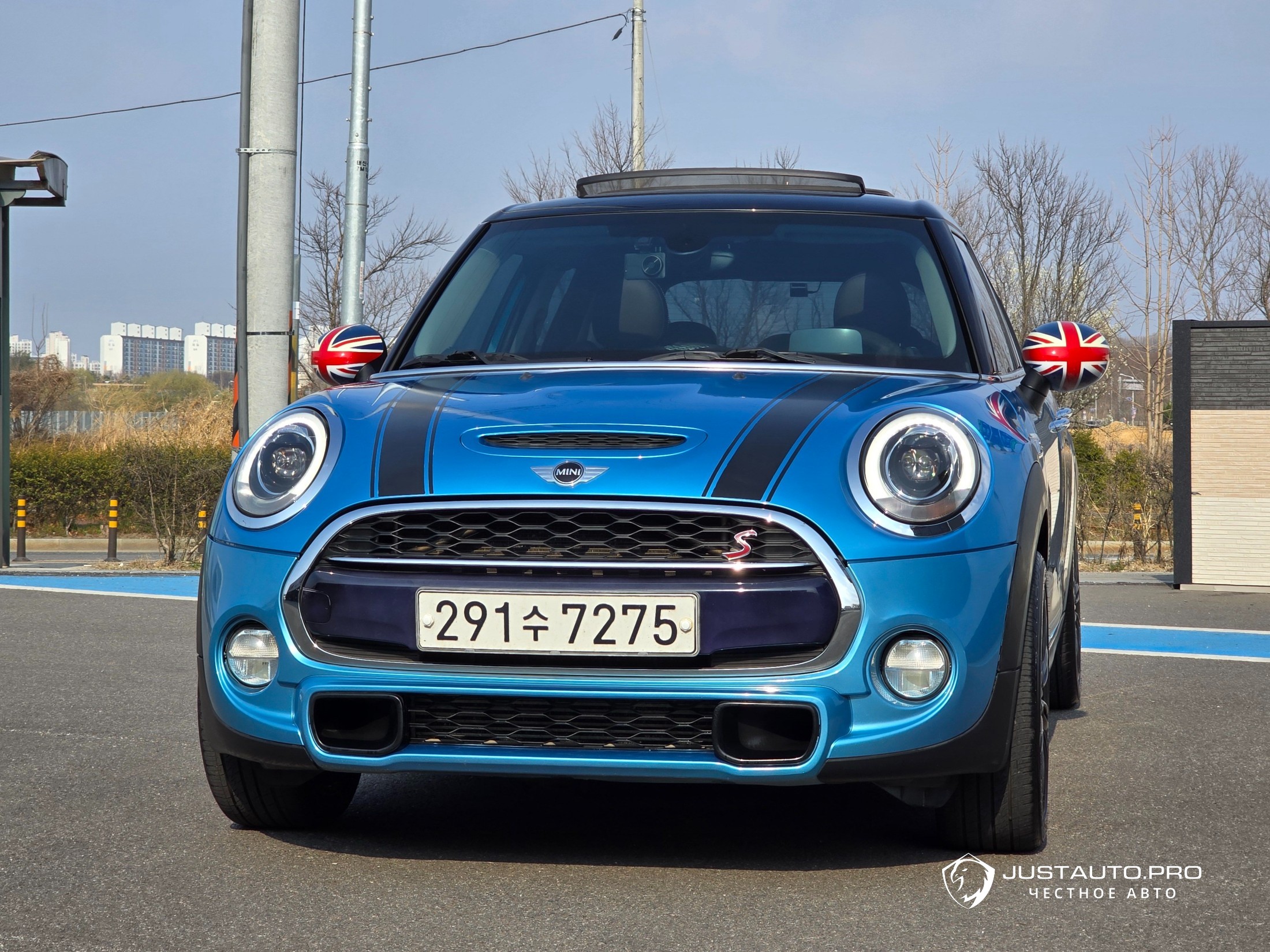 Автомобиль Mini Cooper