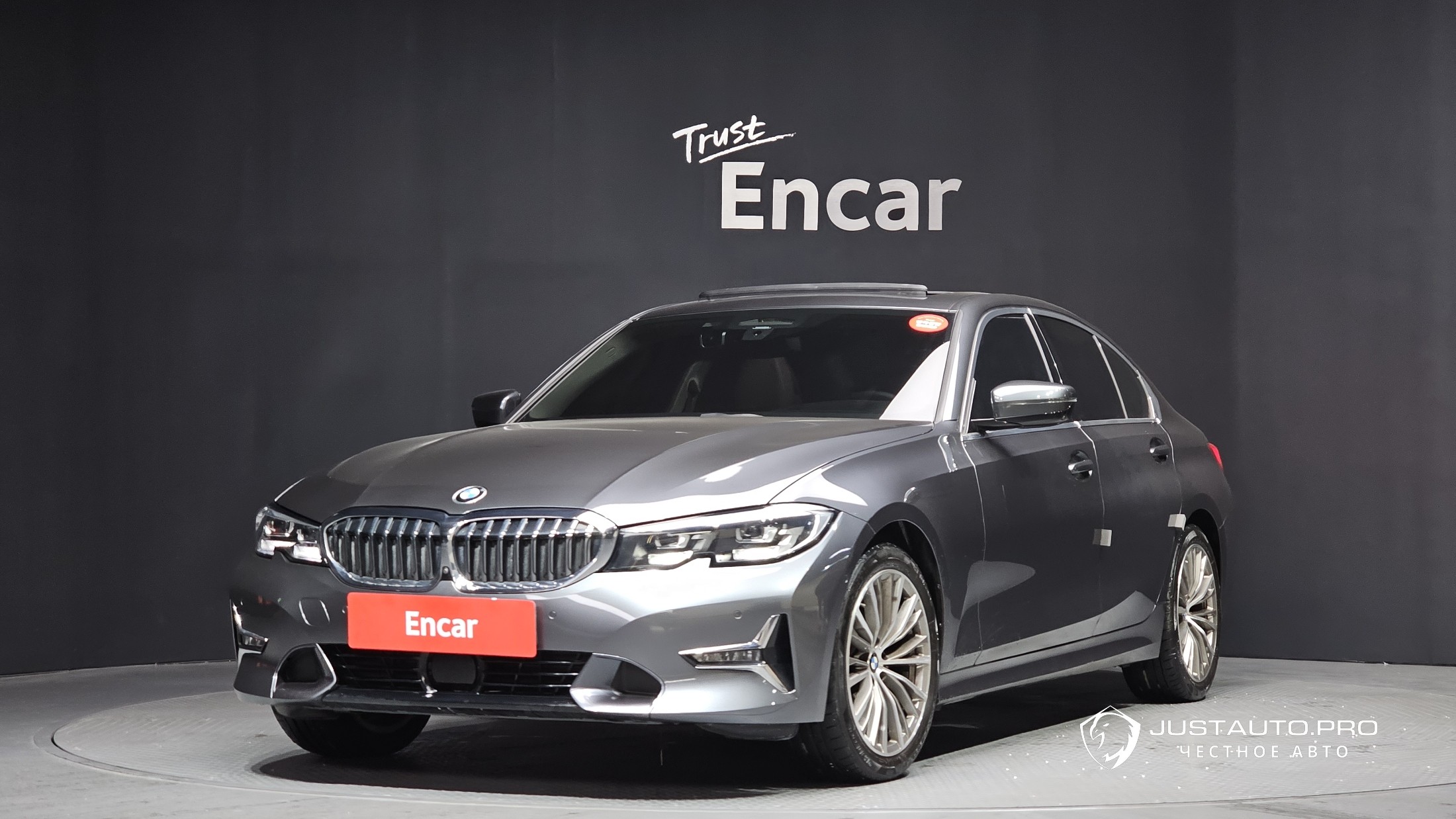 Автомобиль BMW 3-Series