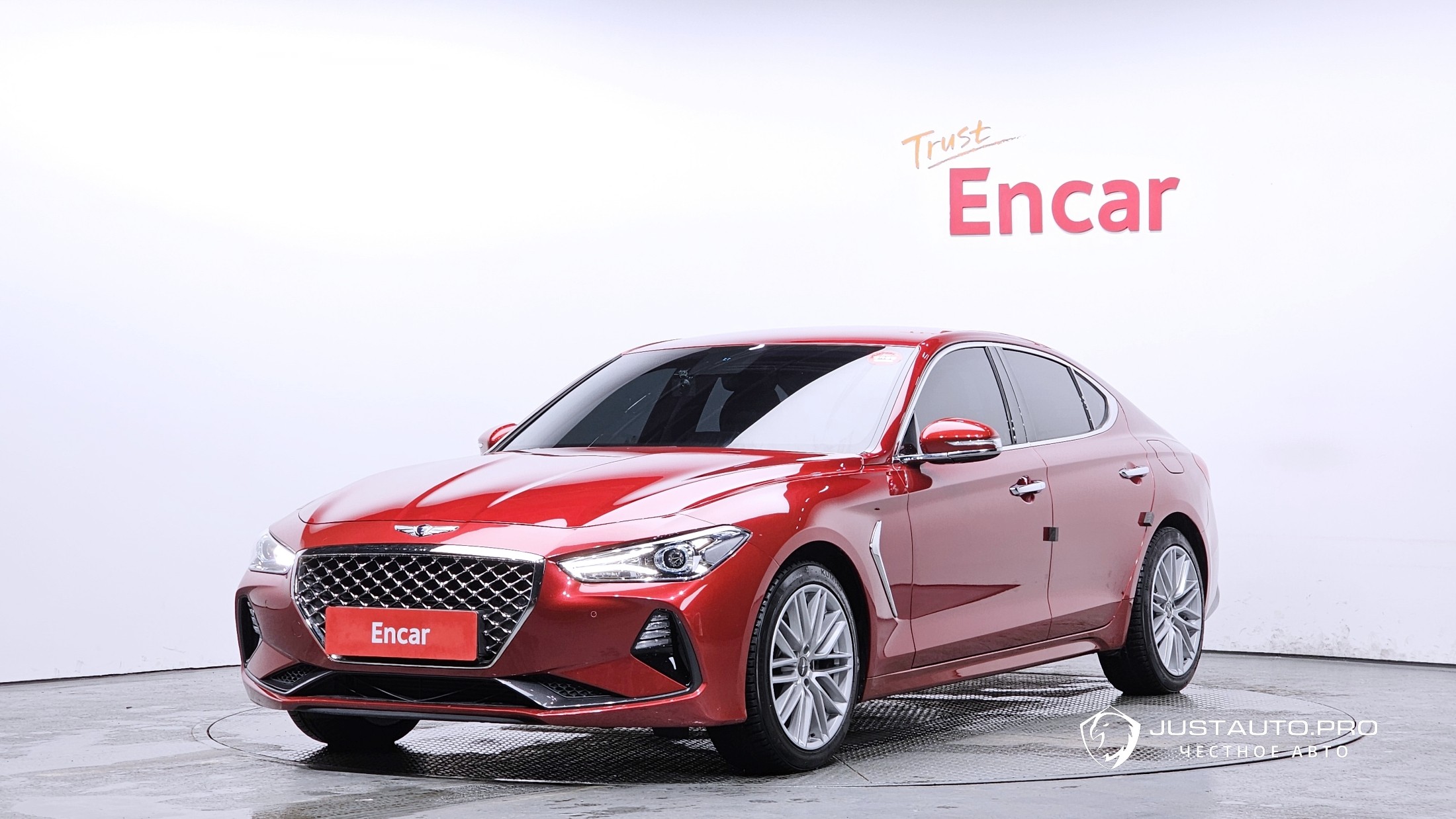 Автомобиль Genesis G70