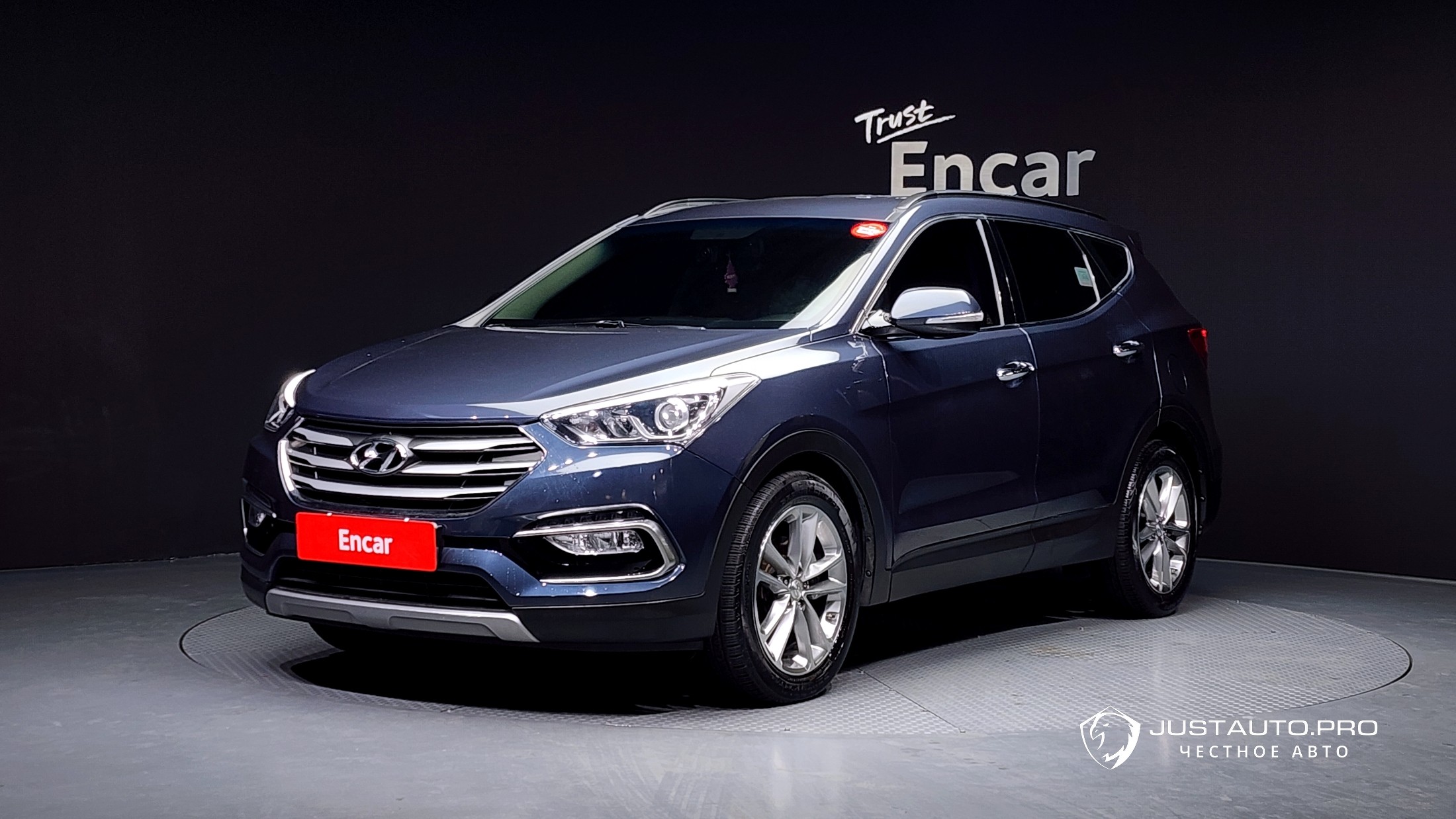 Автомобиль Hyundai Santafe