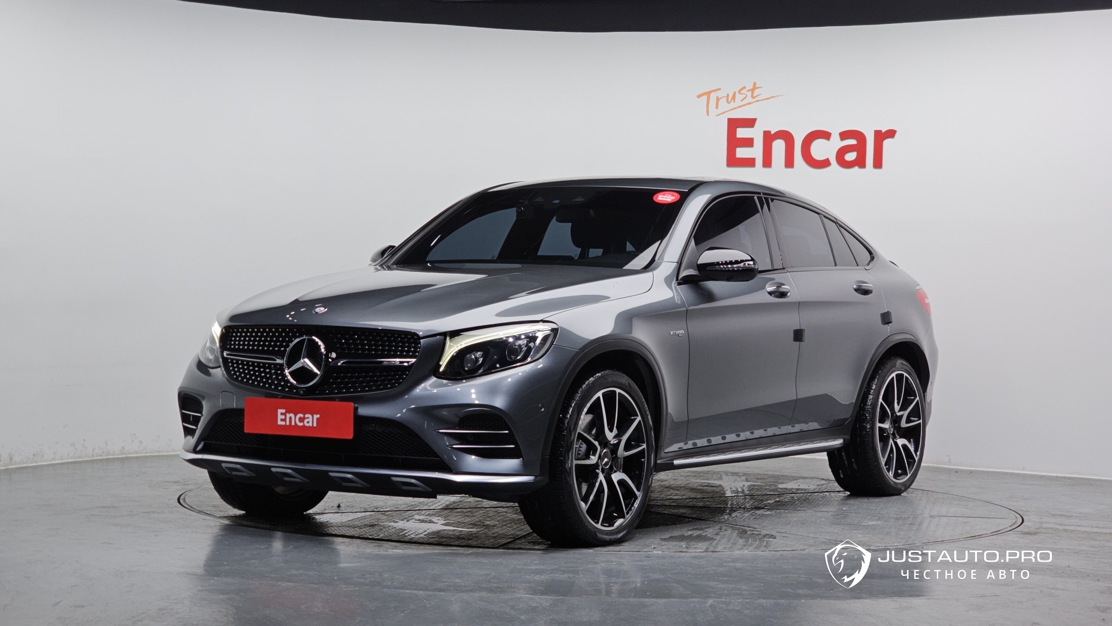 Автомобиль Mercedes-Benz GLC-Class