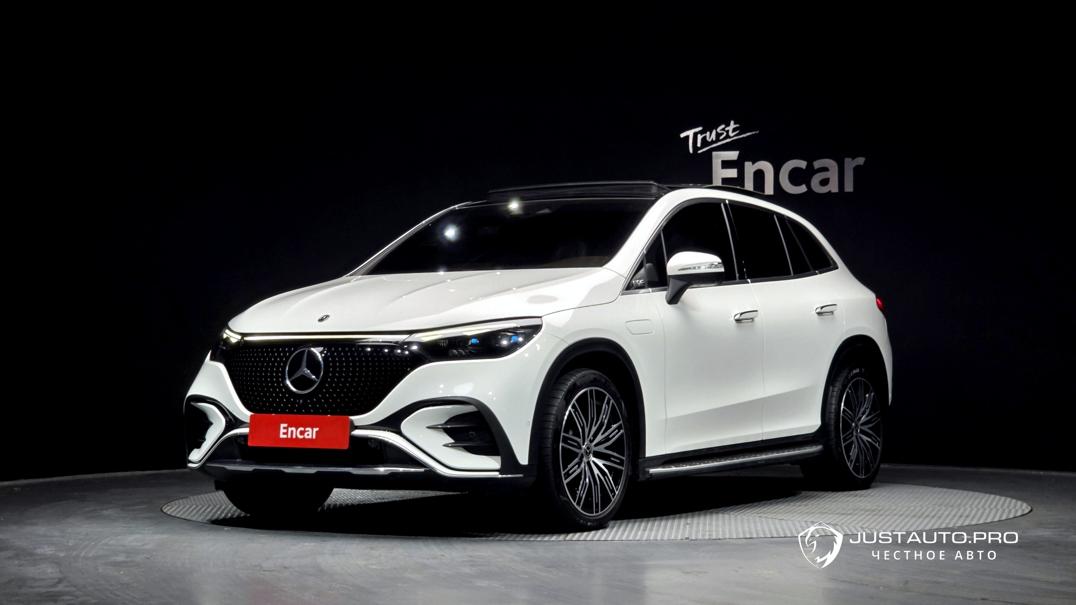 Автомобиль Mercedes-Benz EQE