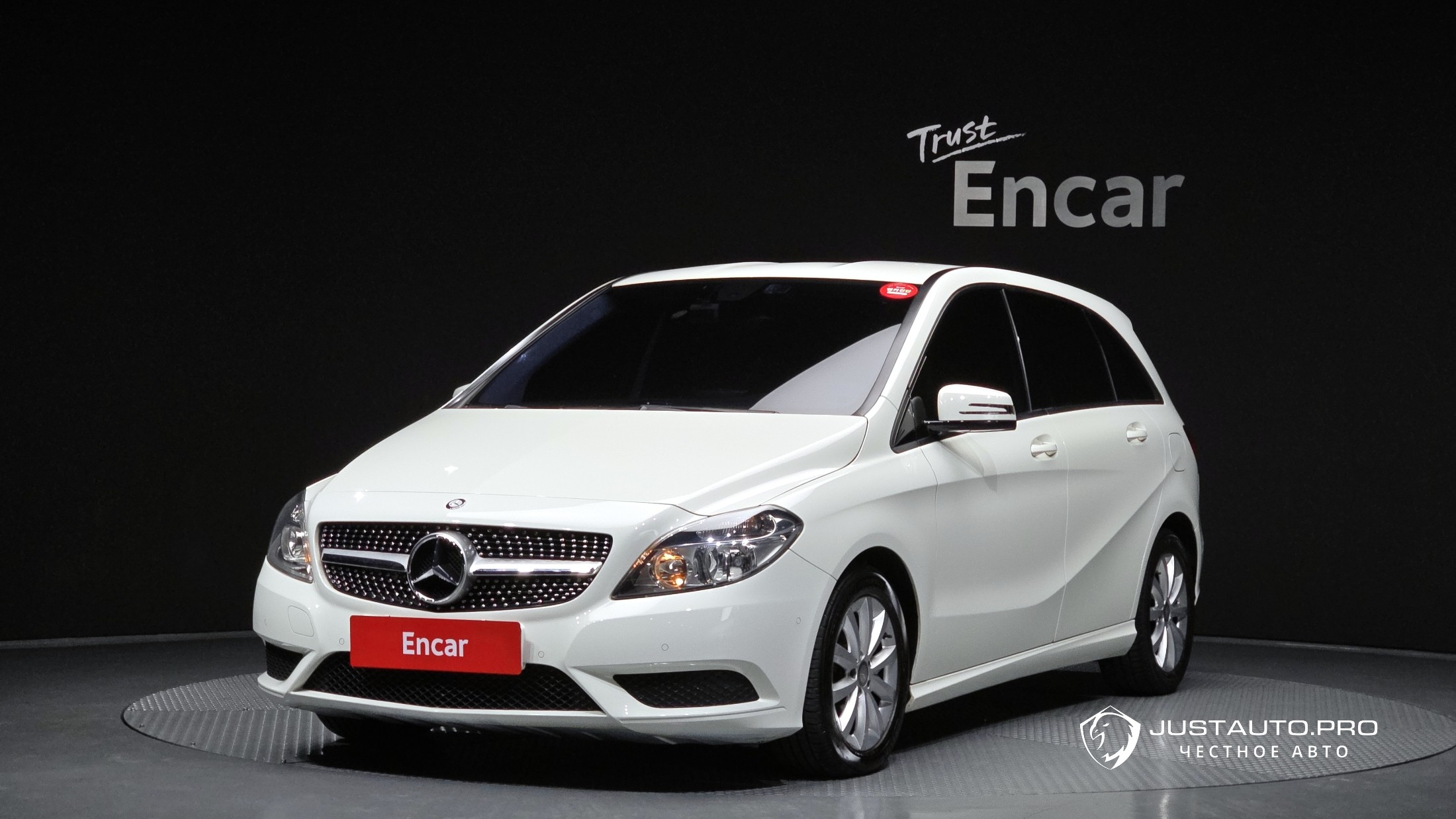 Автомобиль Mercedes-Benz B-Class