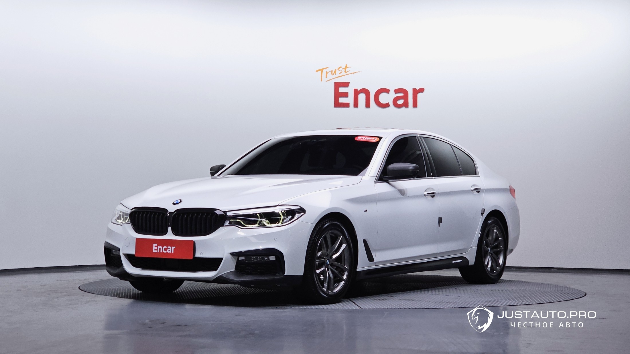 Автомобиль BMW 5-Series