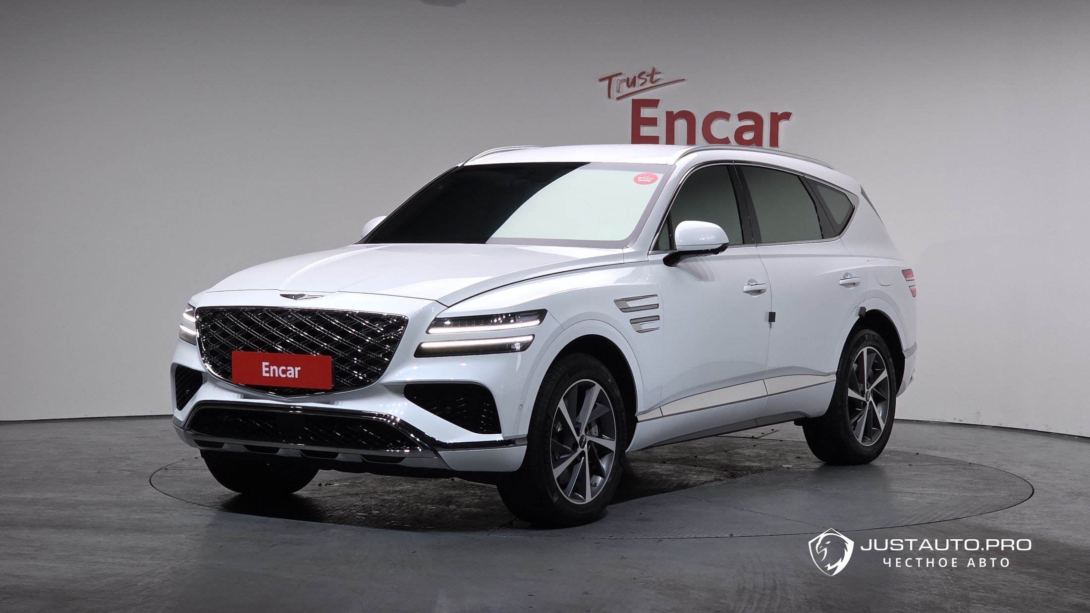 Автомобиль Genesis GV80