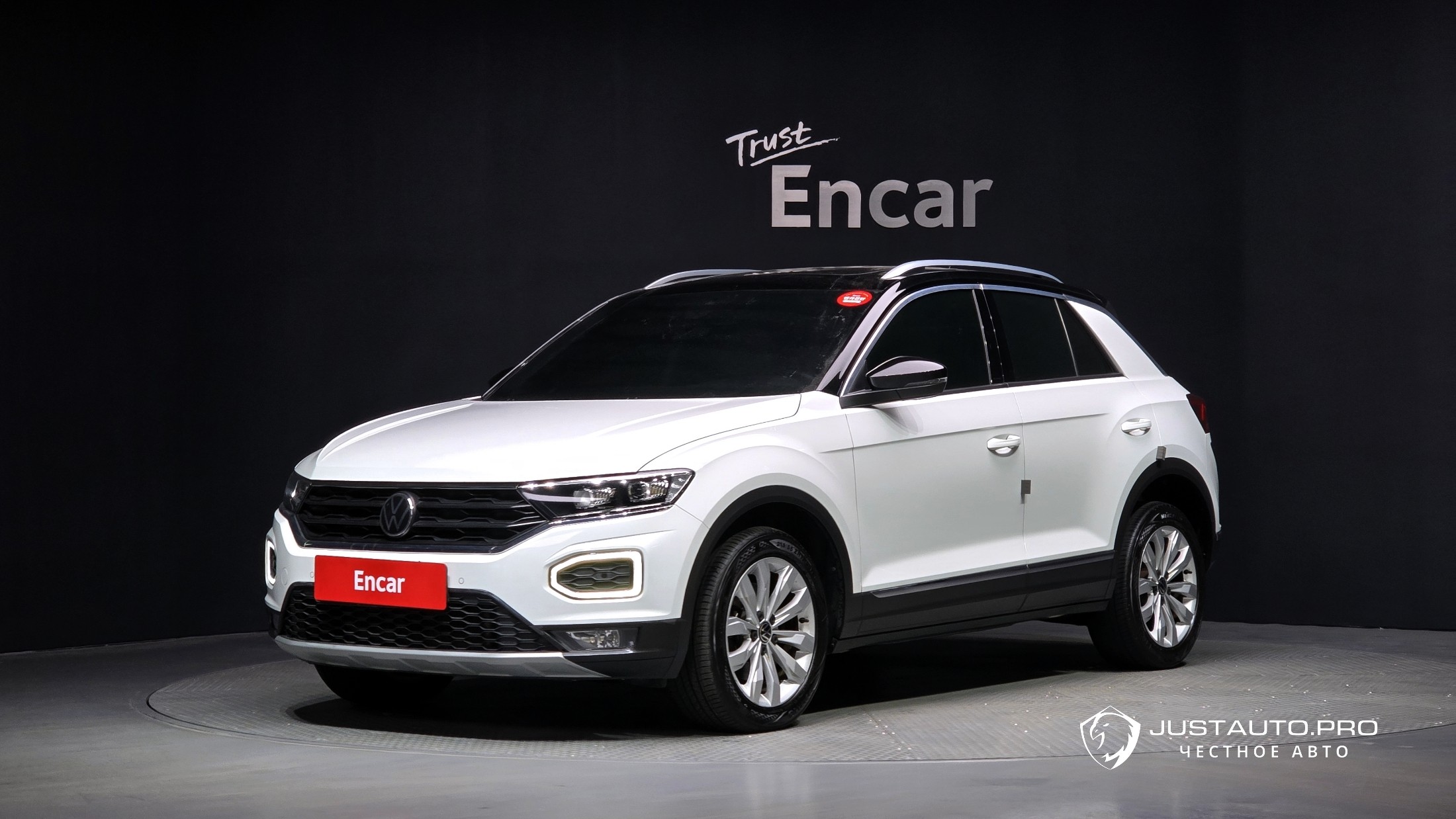 Автомобиль Volkswagen T-Roc