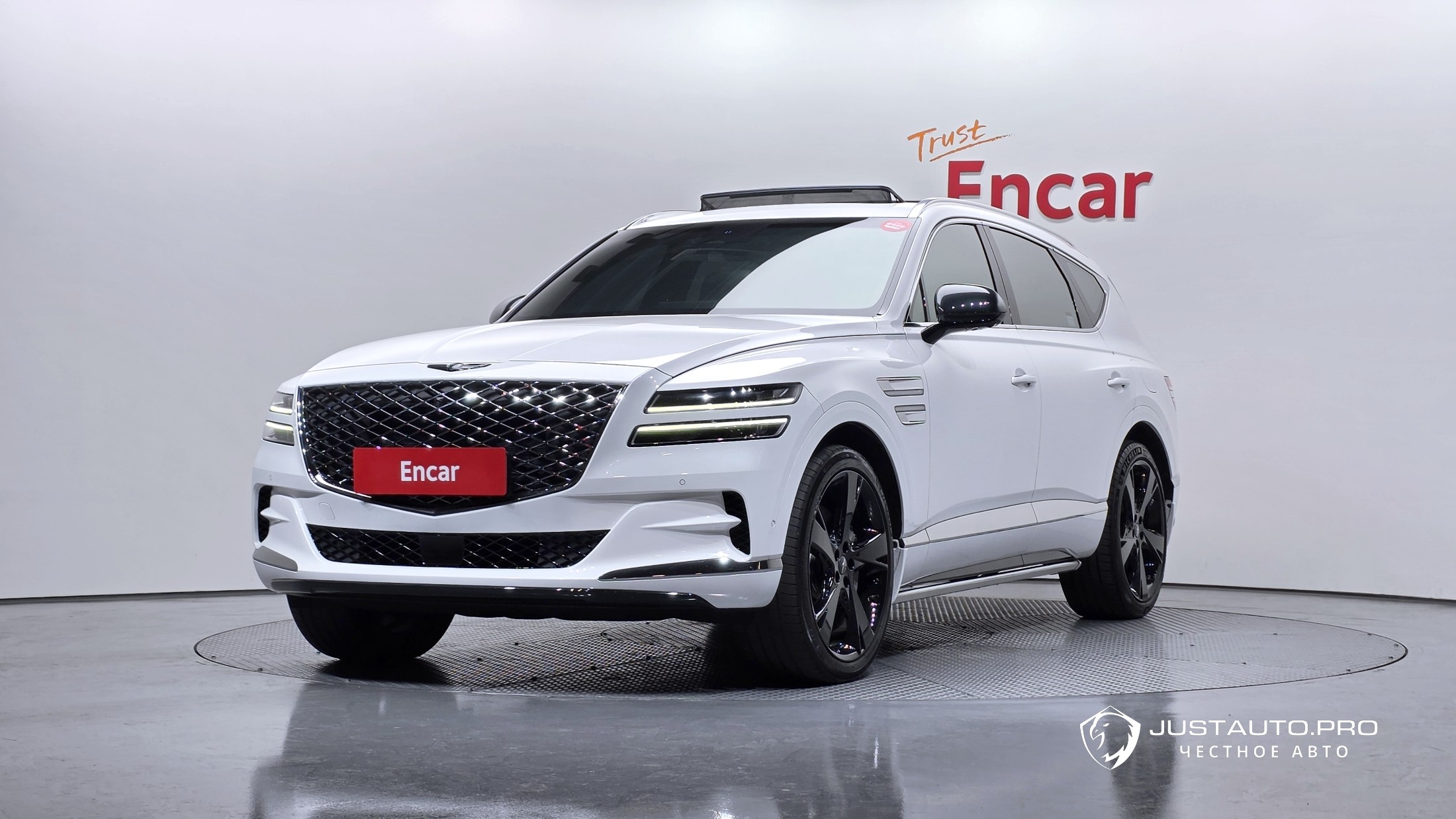 Автомобиль Genesis GV80