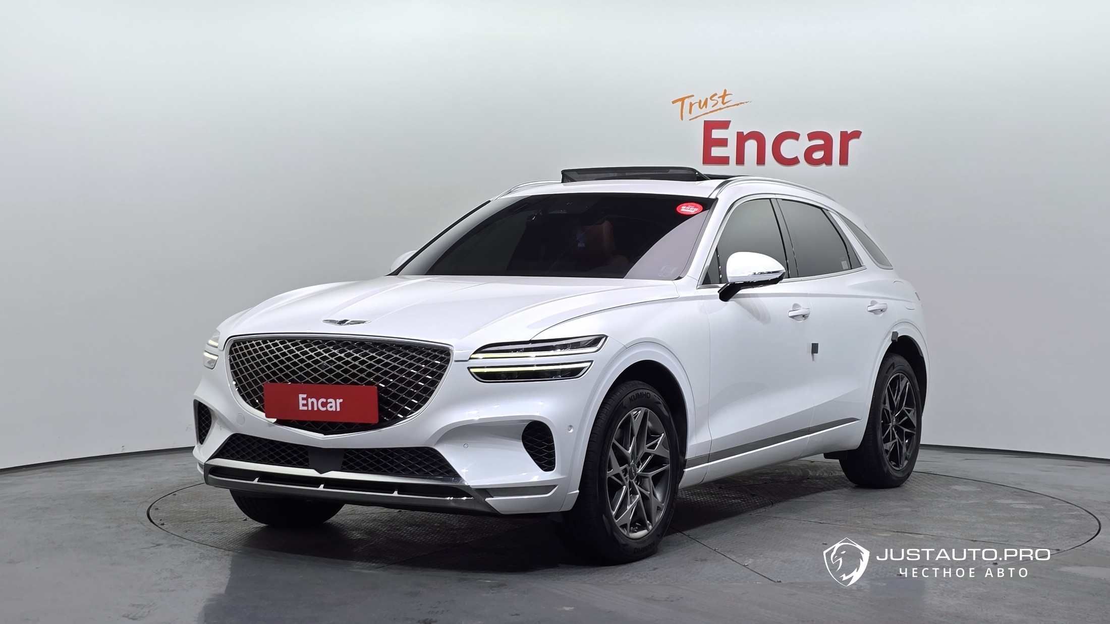 Автомобиль Genesis GV70