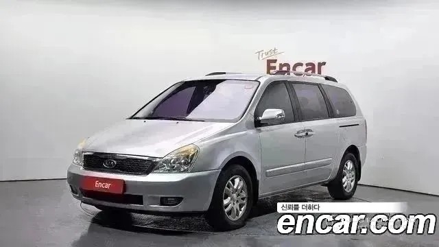 Автомобиль Kia Canival