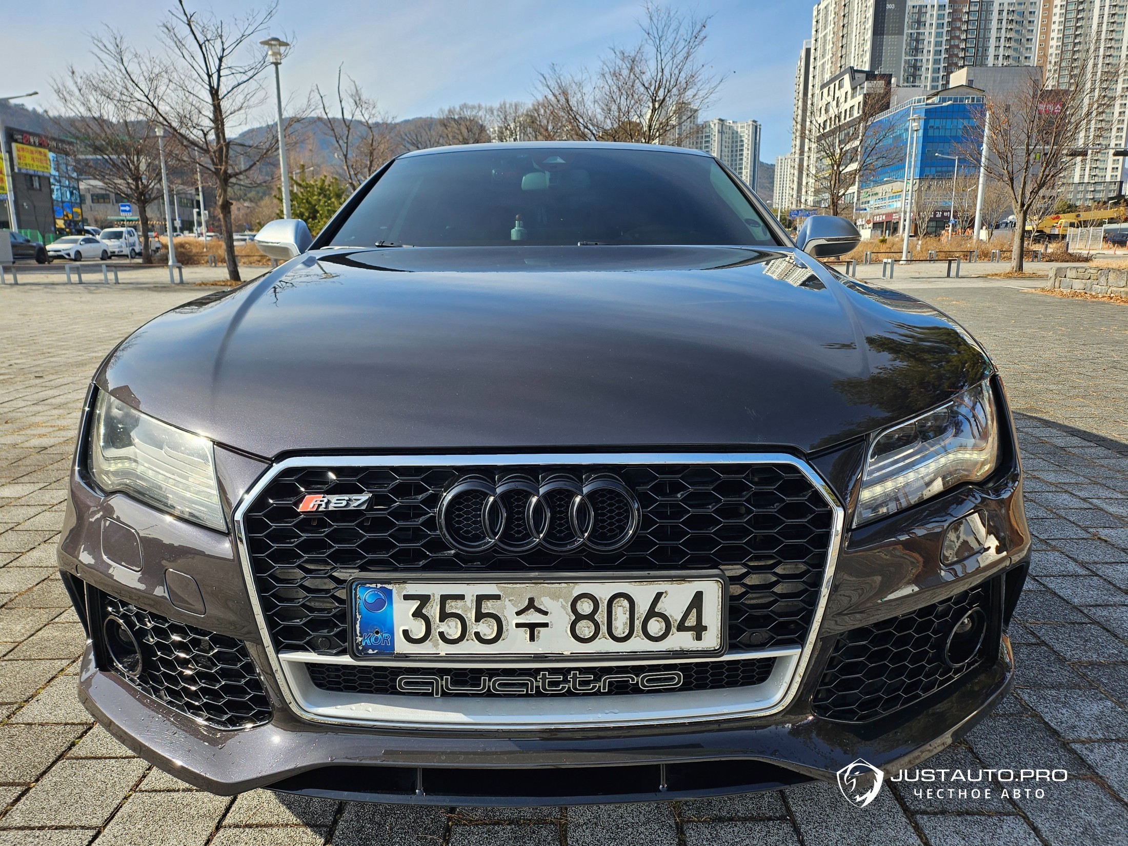 Автомобиль Audi A7