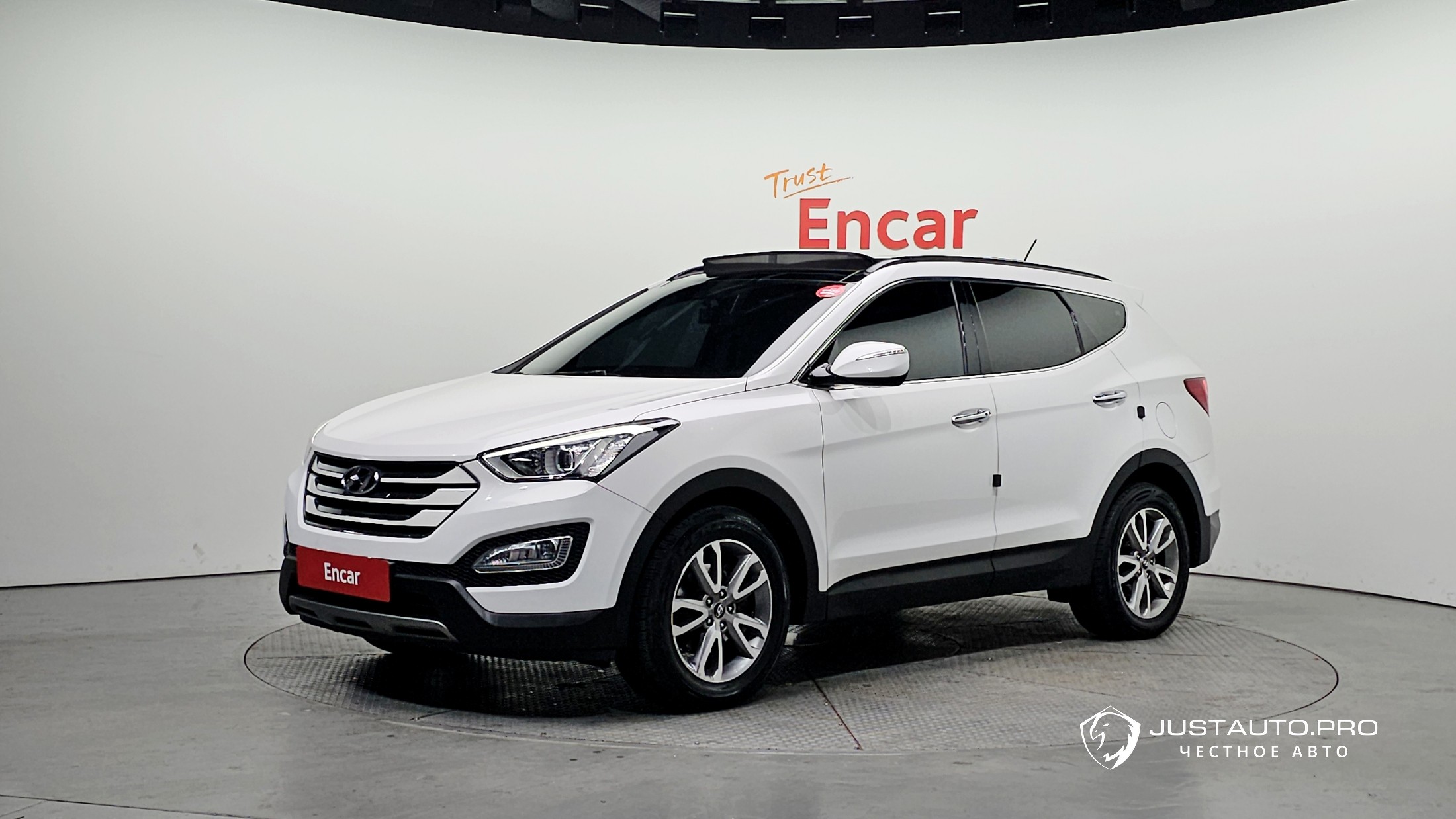 Автомобиль Hyundai Santafe