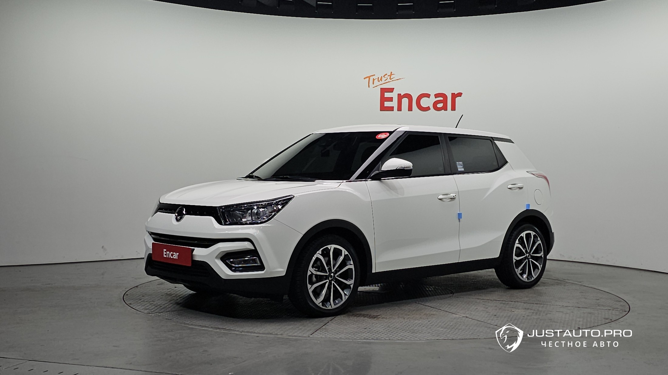 Автомобиль KG_Mobility_Ssangyong TIBOLI