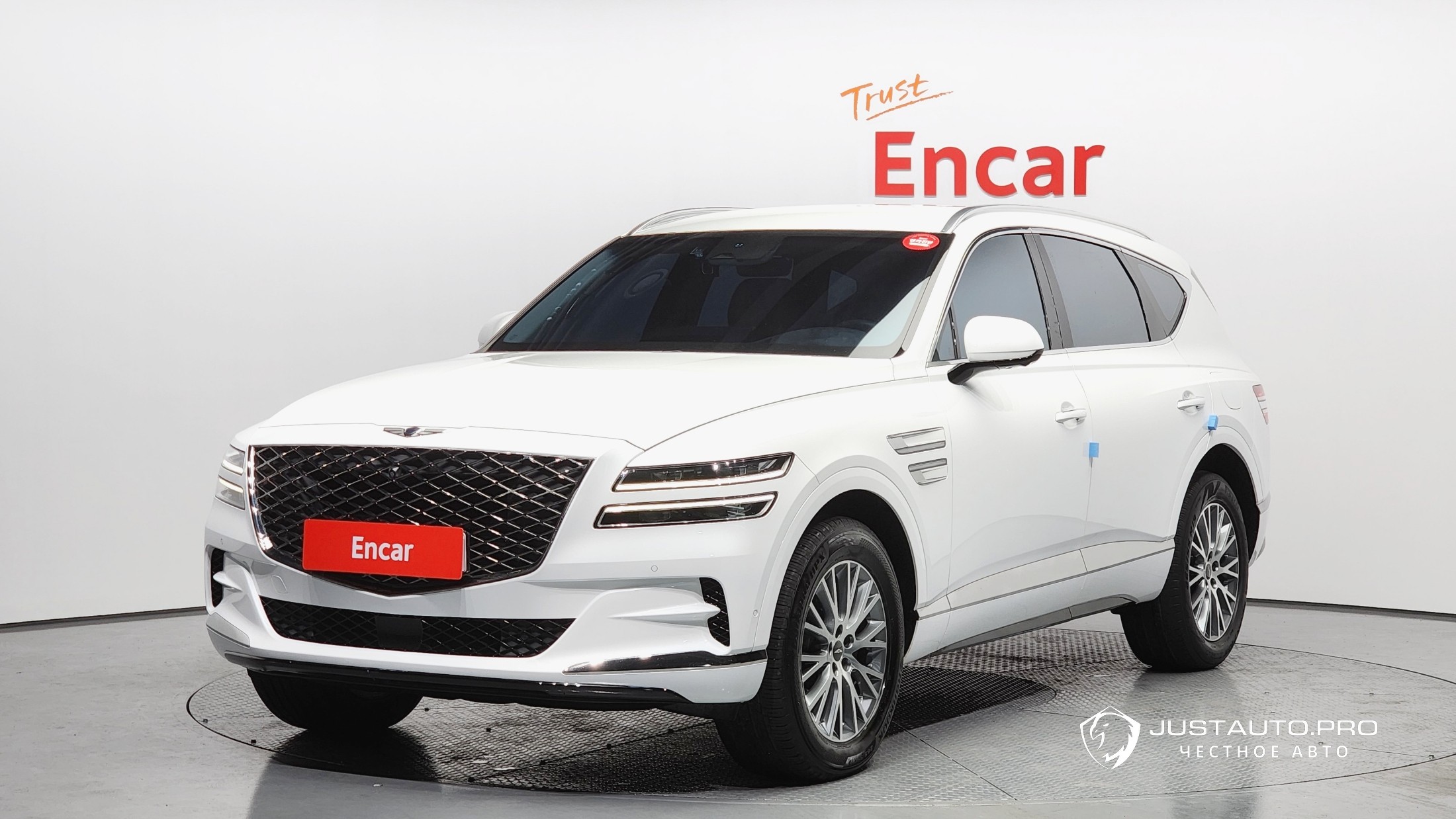 Автомобиль Genesis GV80