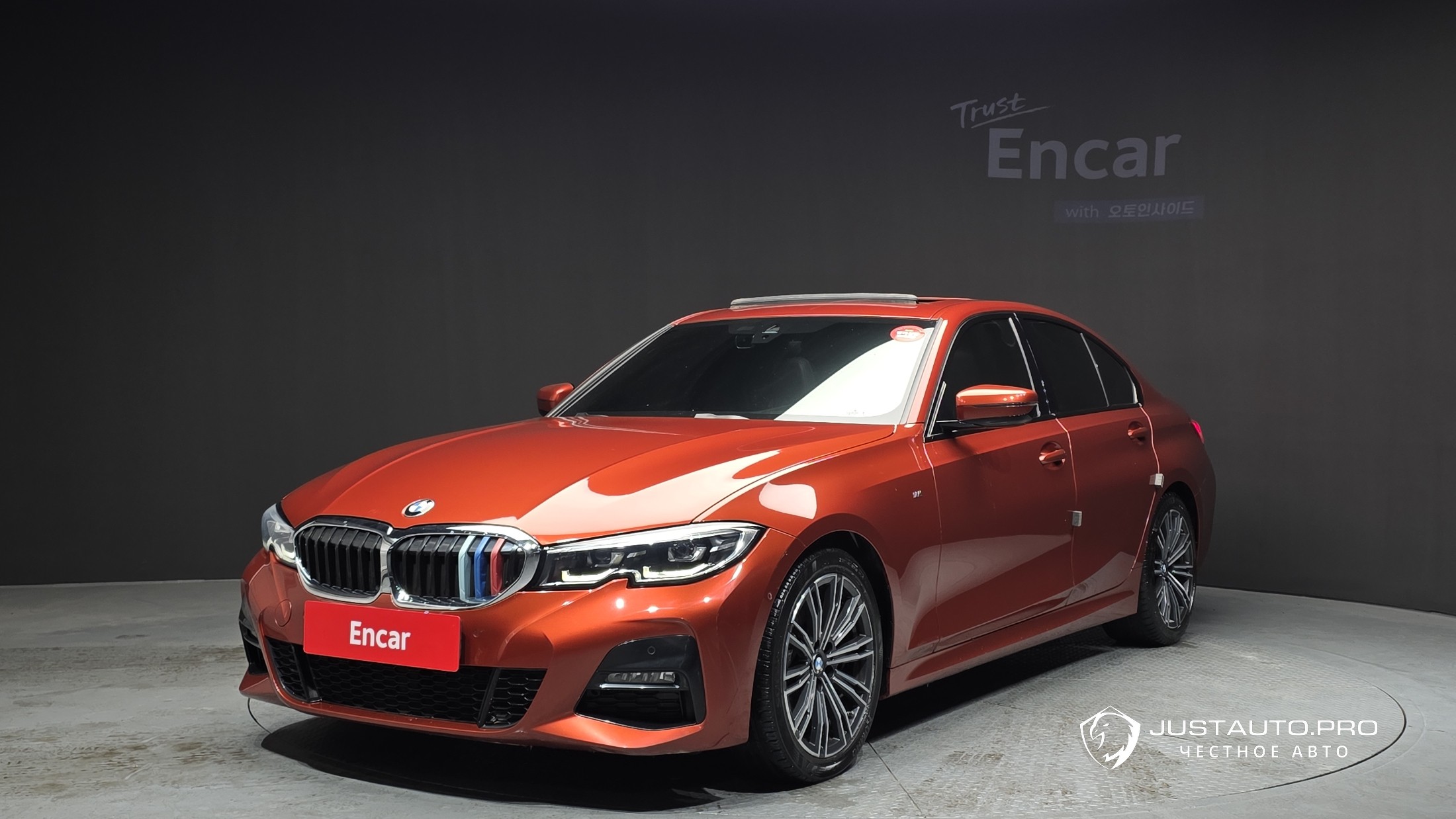 Автомобиль BMW 3-Series