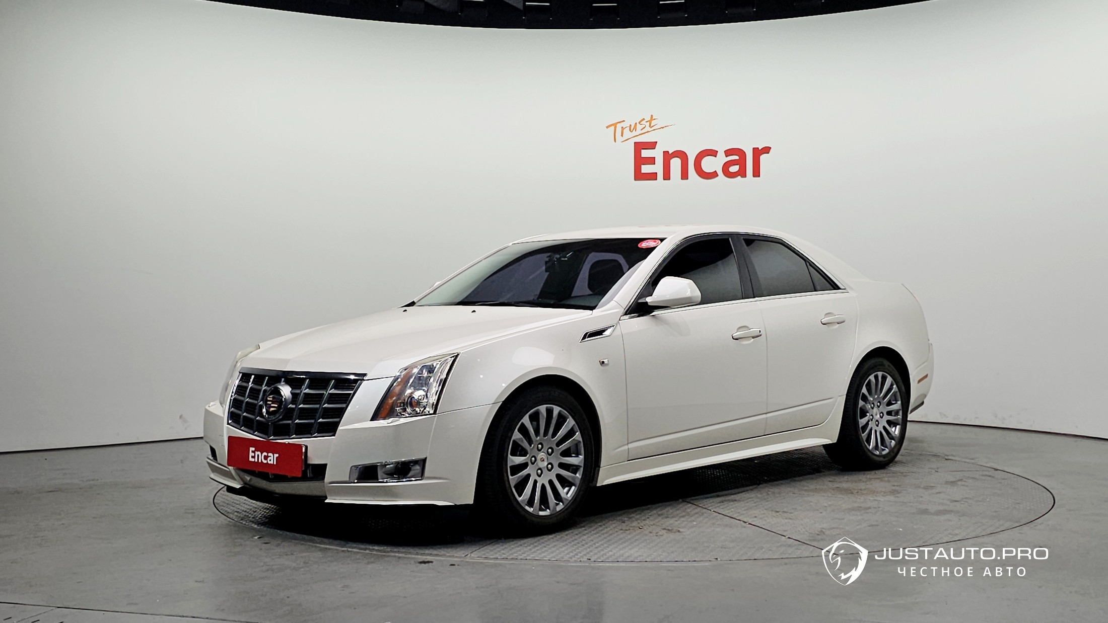 Автомобиль Cadillac CTS