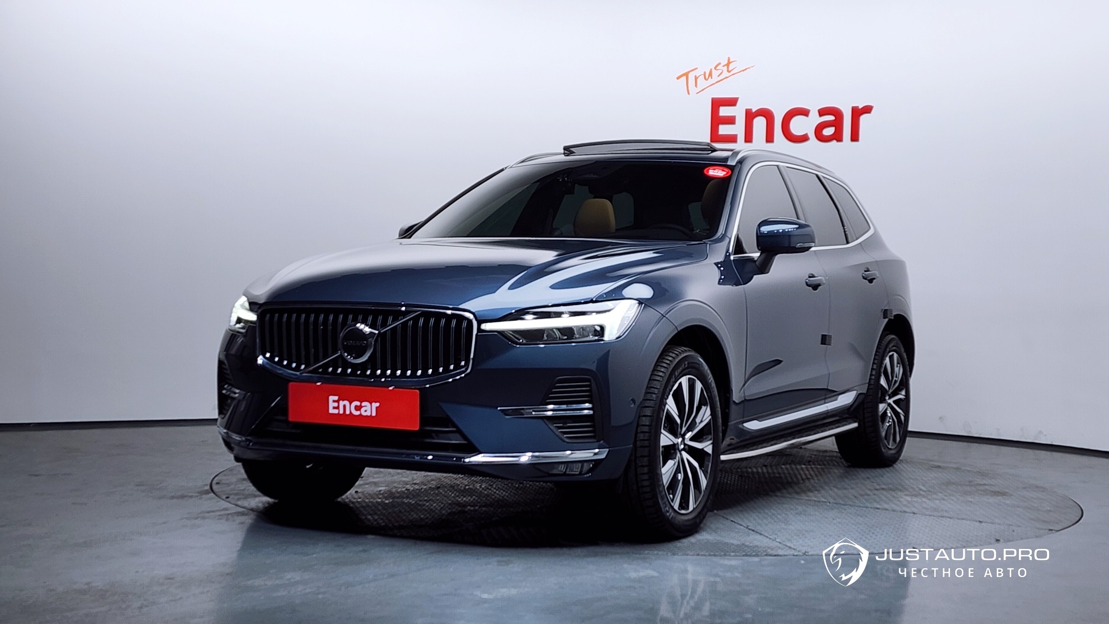 Автомобиль Volvo XC60