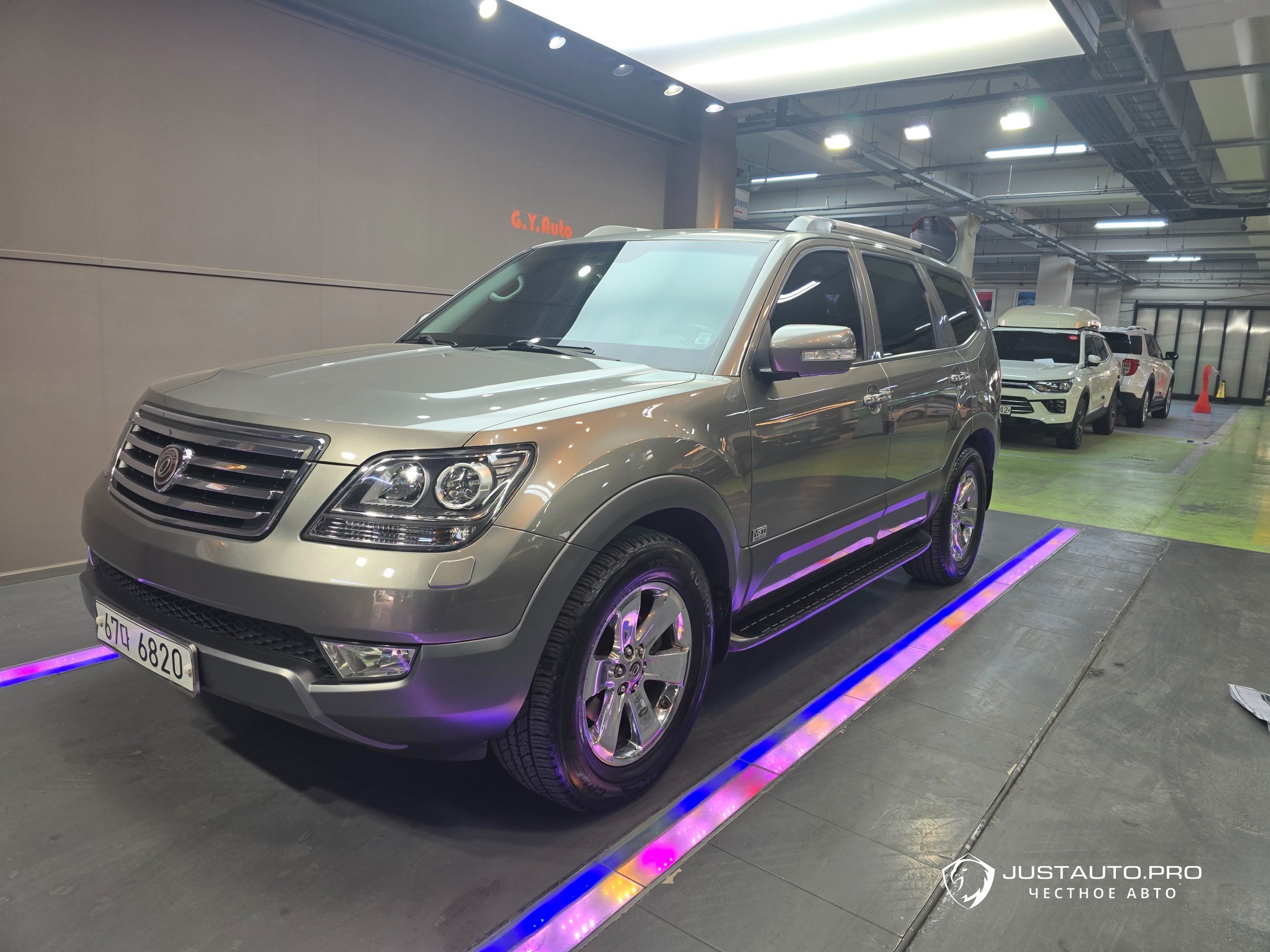 Автомобиль Kia Mohave