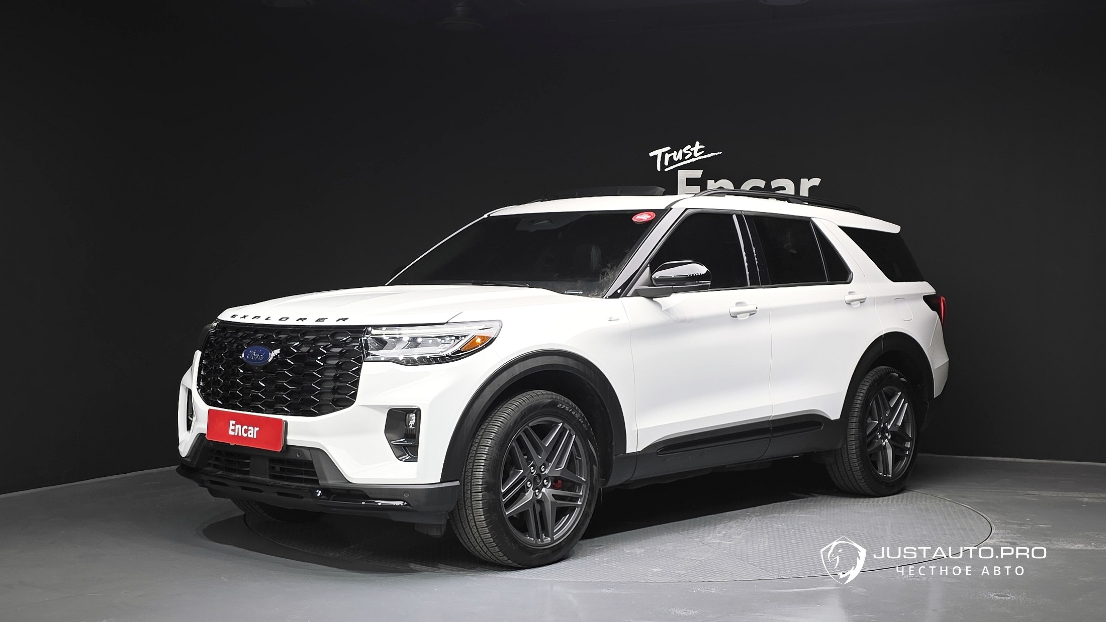 Автомобиль Ford Explorer