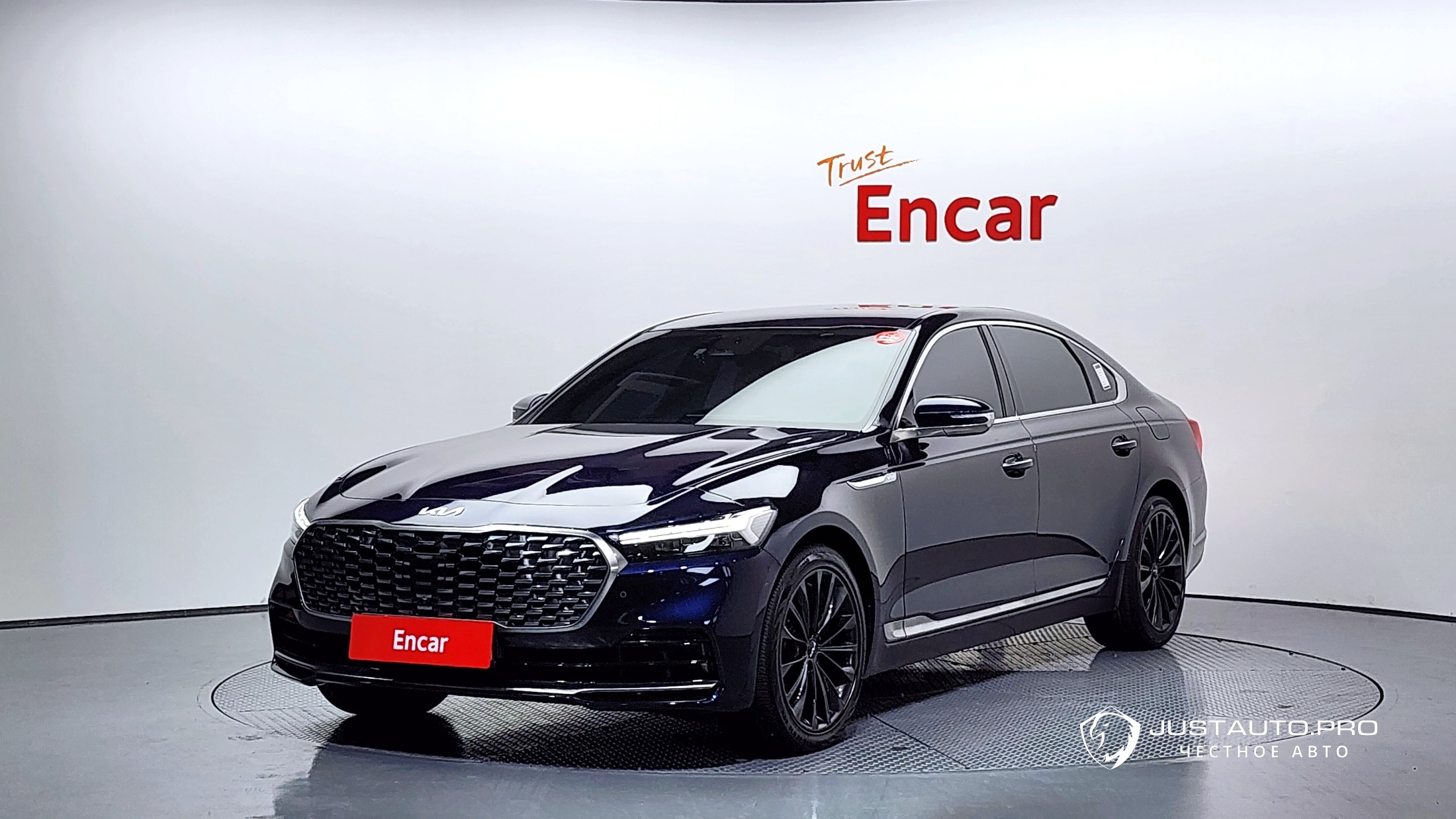 Автомобиль Kia K9