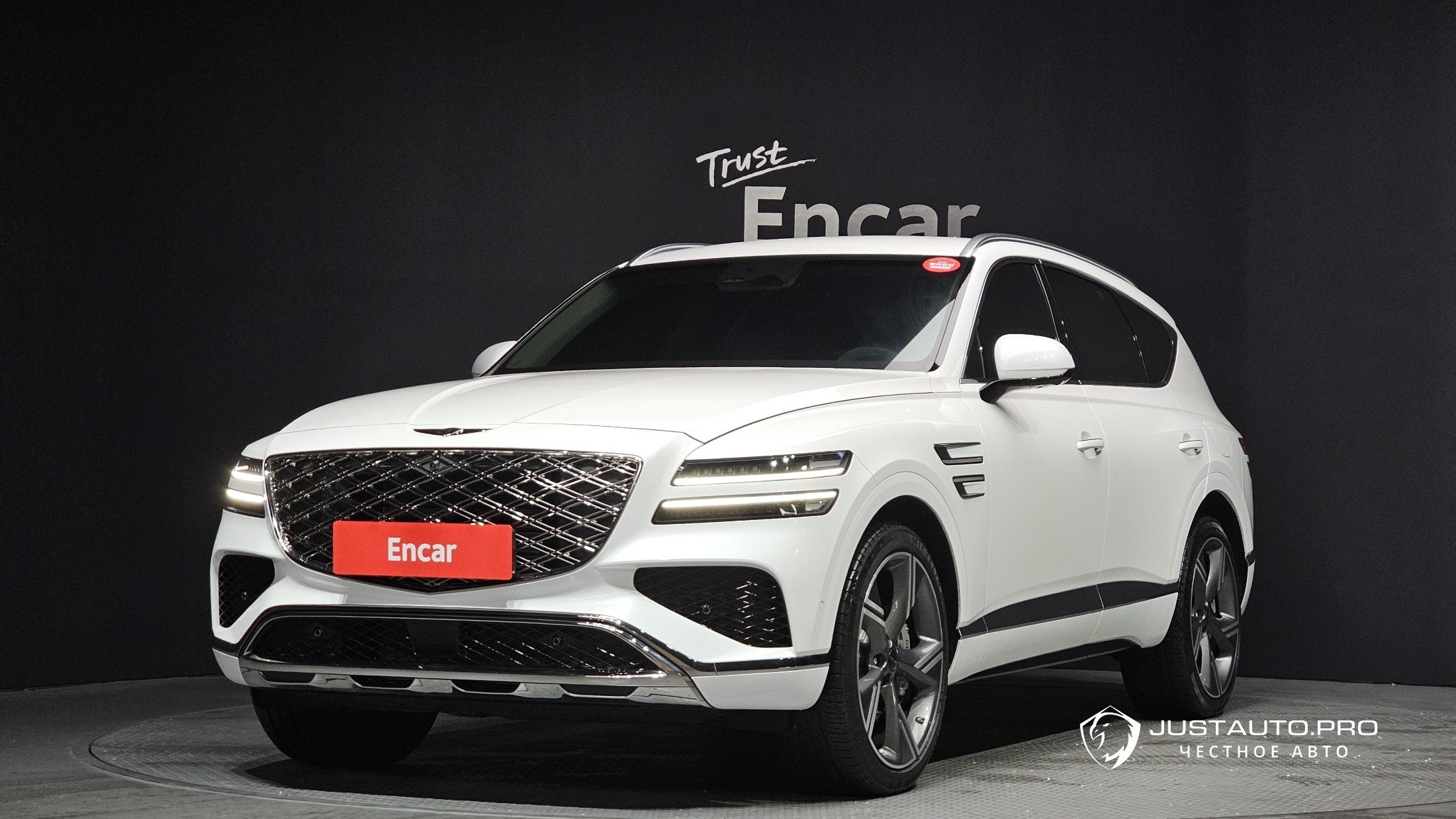 Автомобиль Genesis GV80