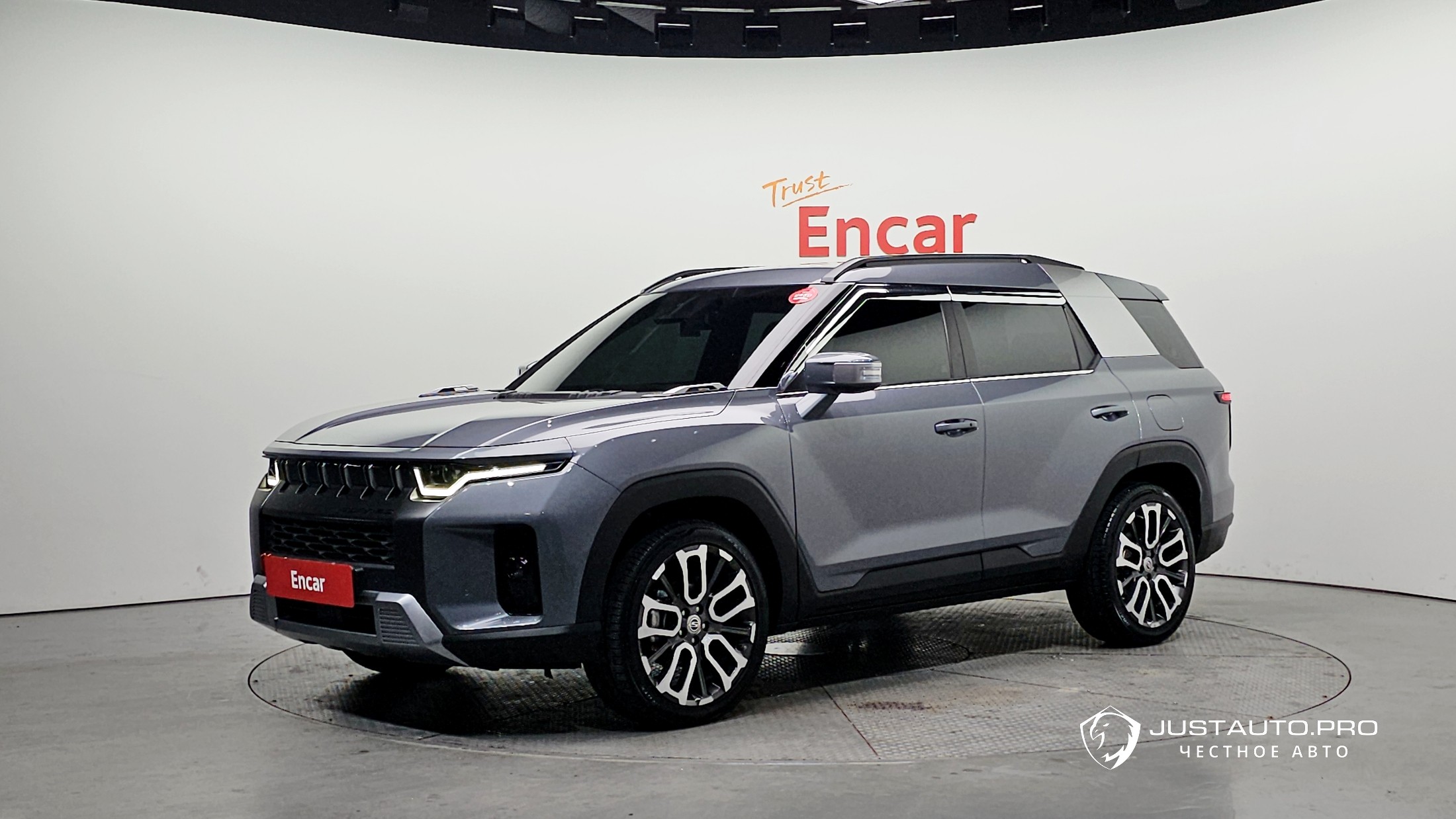 Автомобиль KG_Mobility_Ssangyong Torres