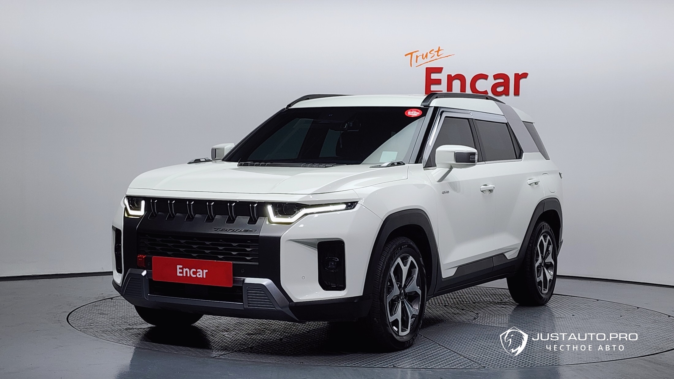 Автомобиль KG_Mobility_Ssangyong Torres