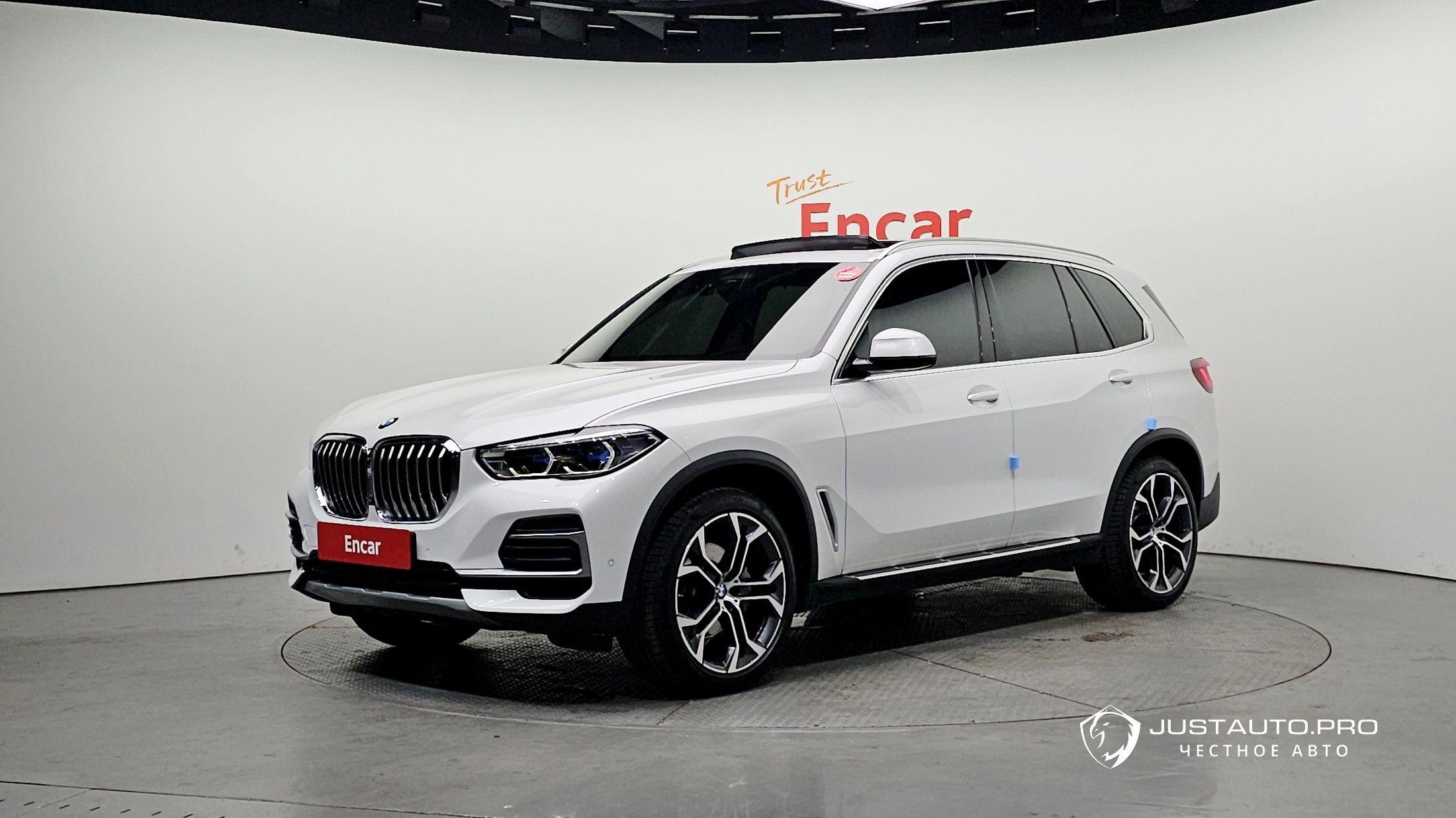 Автомобиль BMW X5