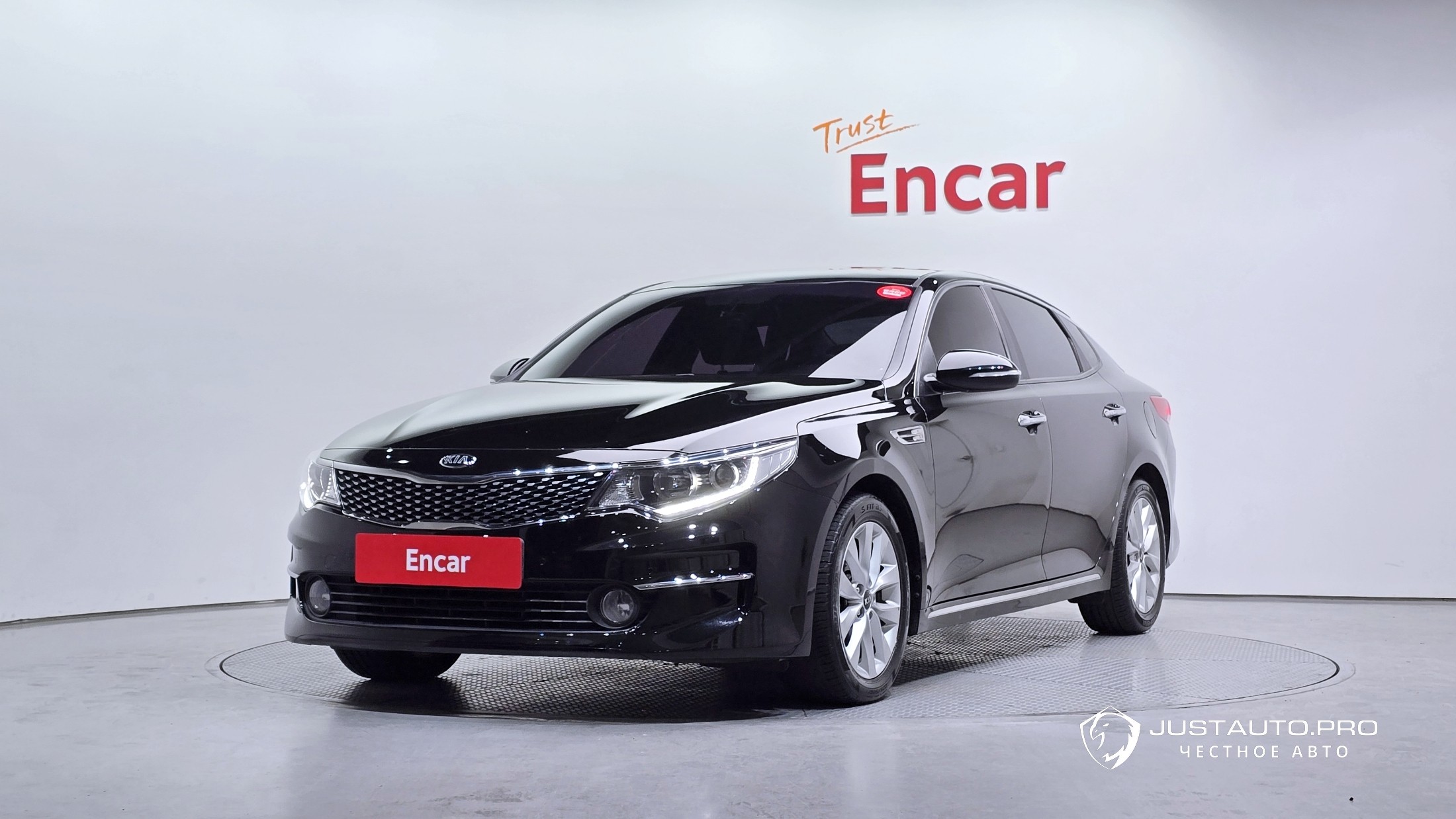 Автомобиль Kia K5