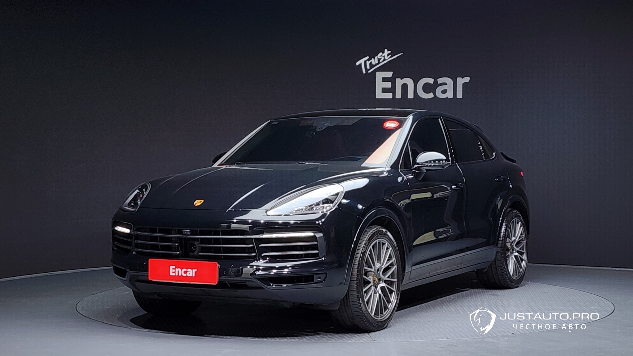 Автомобиль Porsche Cayenne