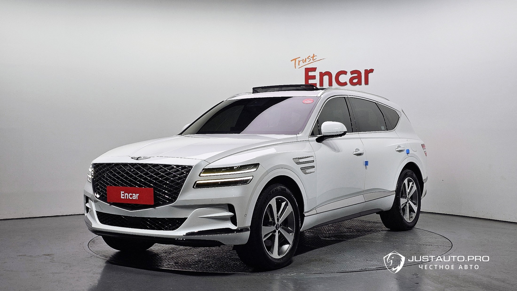 Автомобиль Genesis GV80