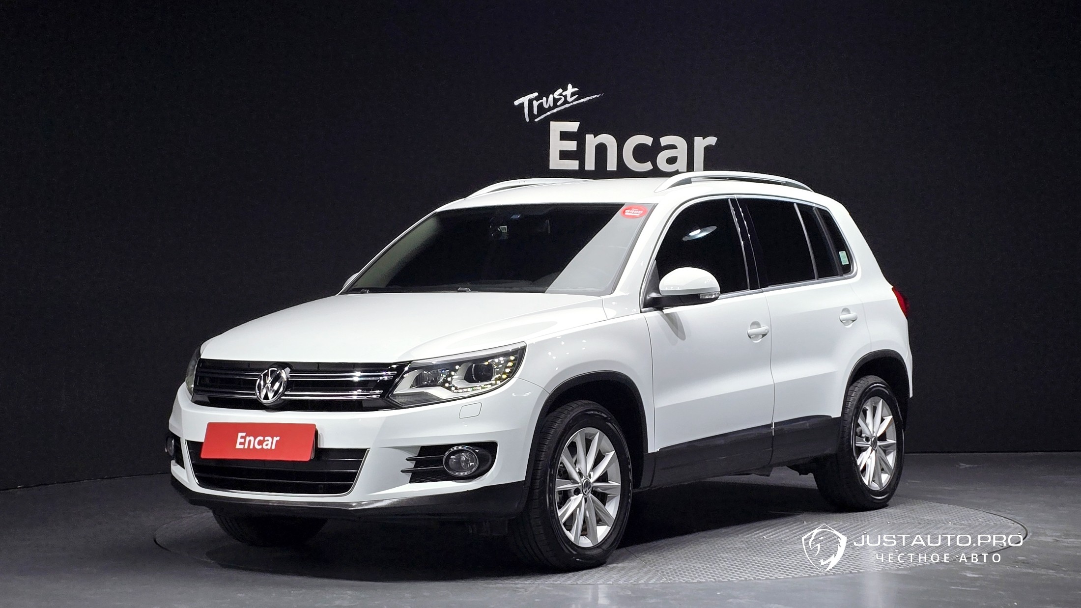 Автомобиль Volkswagen Tiguan