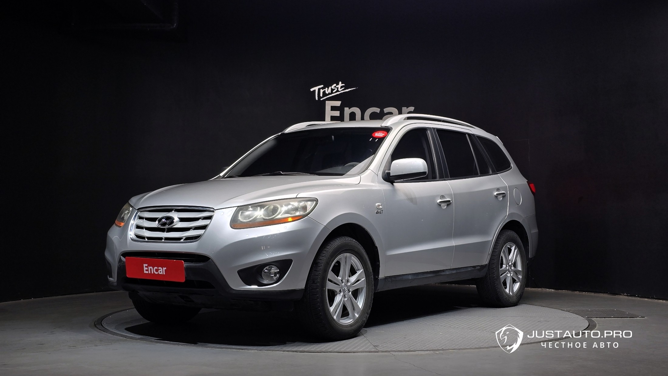 Автомобиль Hyundai Santafe