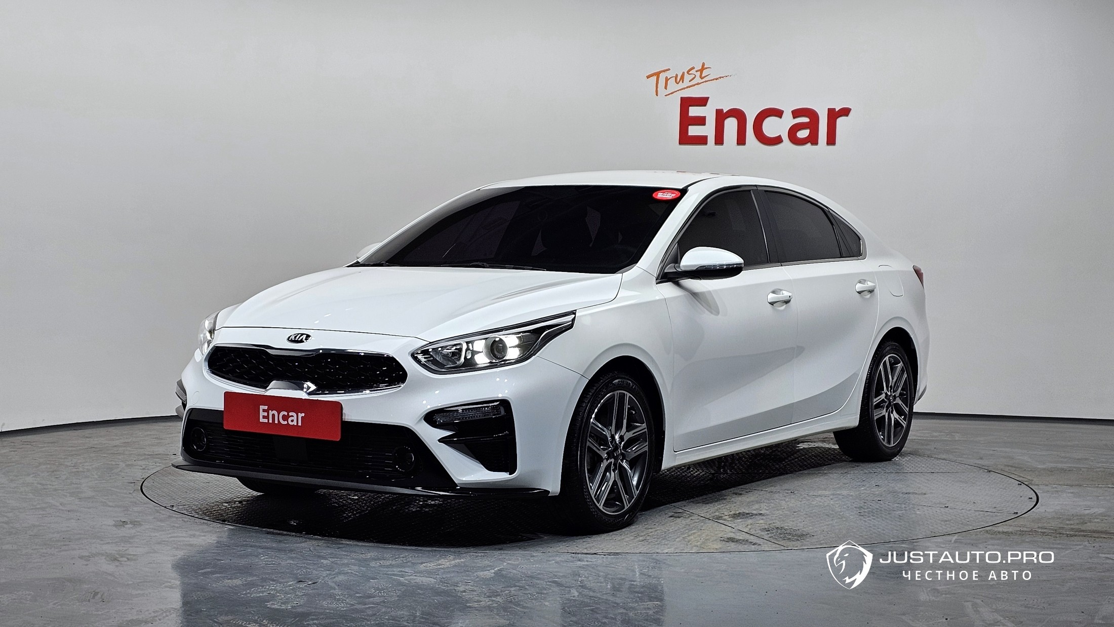 Автомобиль Kia K3