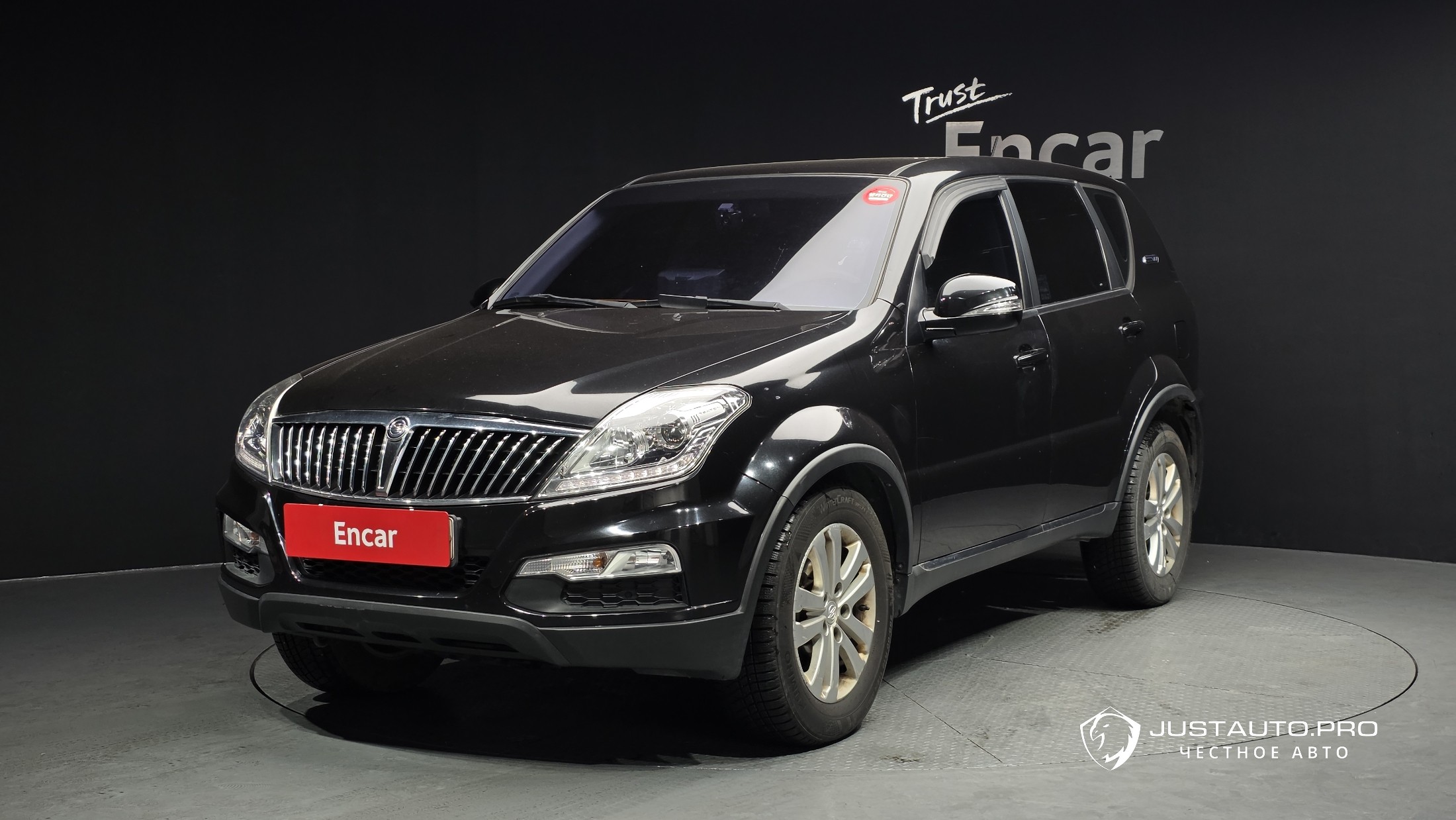 Автомобиль KG_Mobility_Ssangyong Rexton