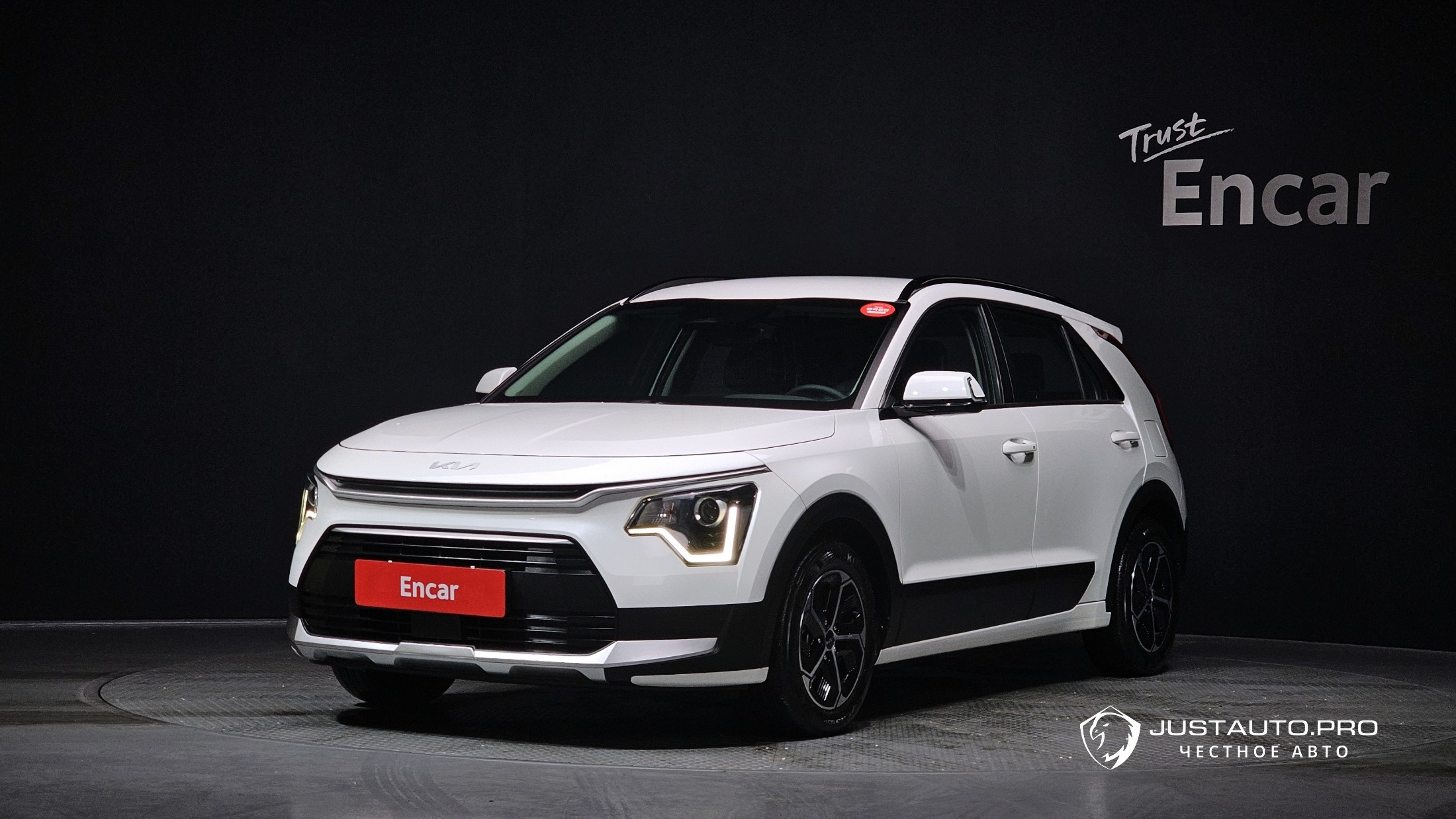 Автомобиль Kia Niro