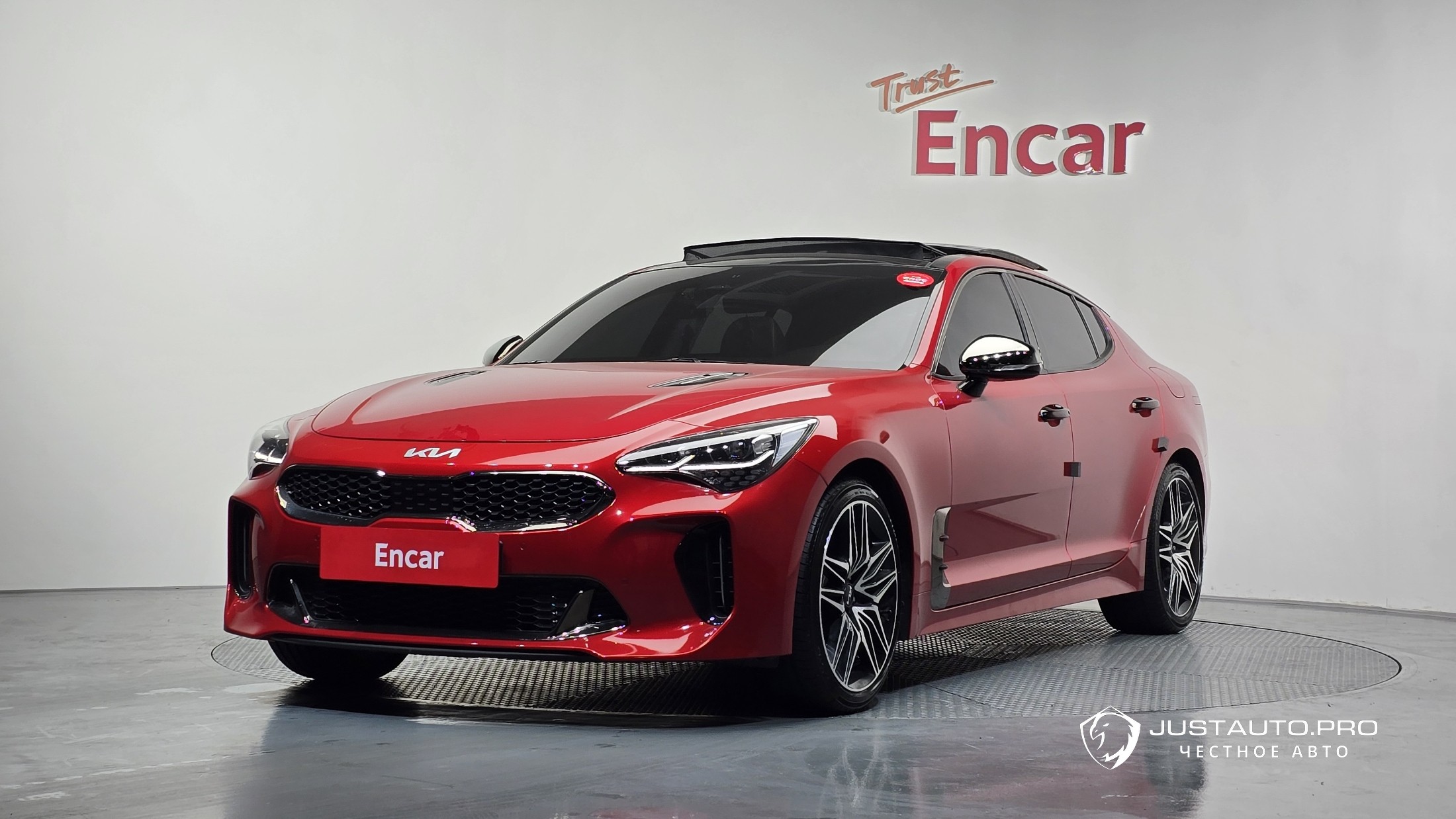 Автомобиль Kia Stinger
