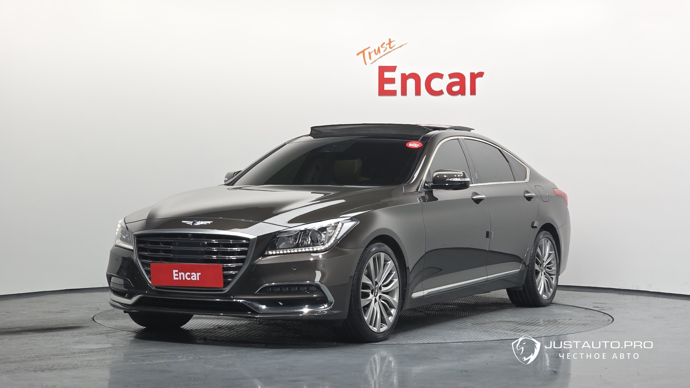 Автомобиль Genesis G80