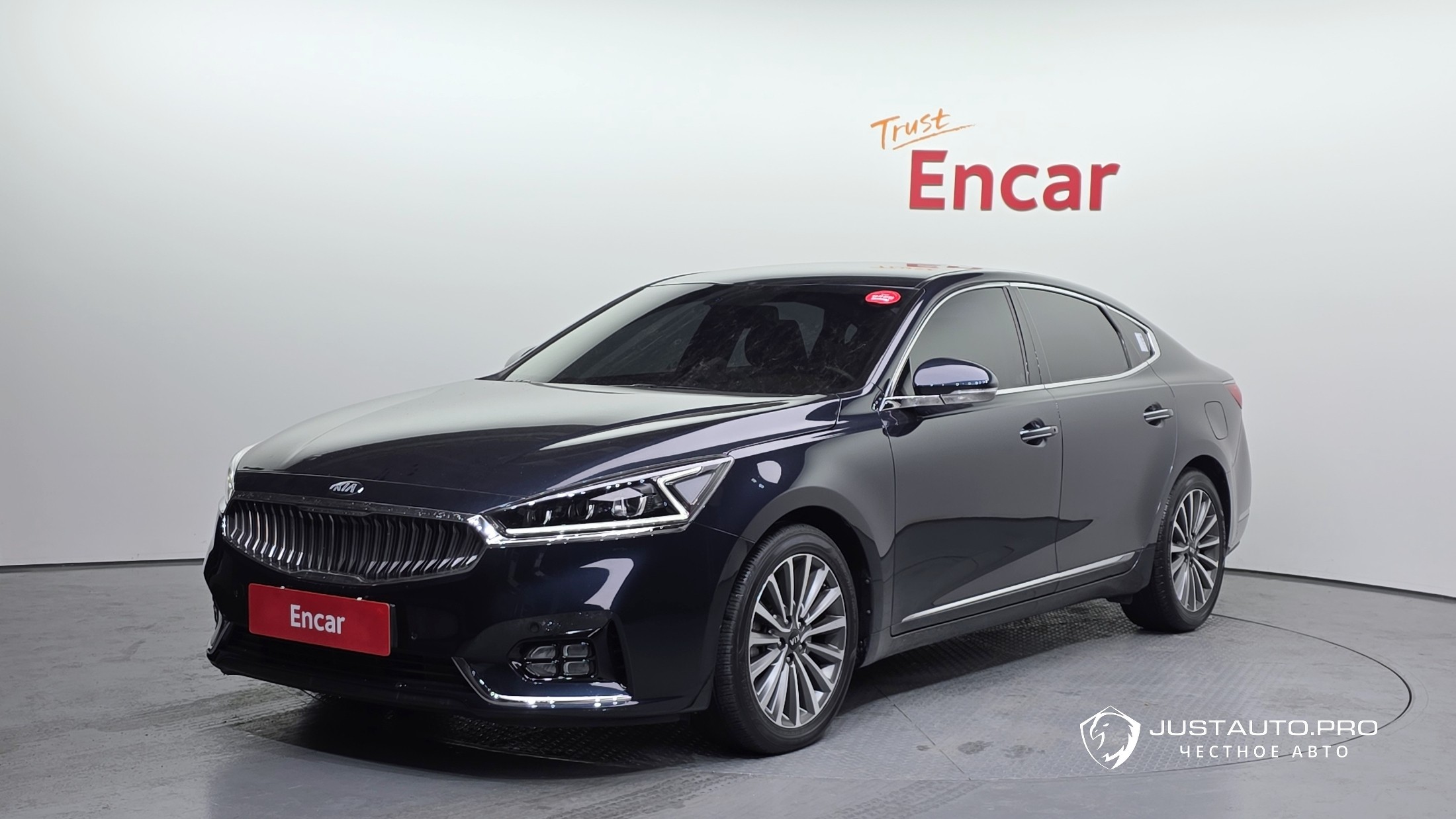 Автомобиль Kia K7