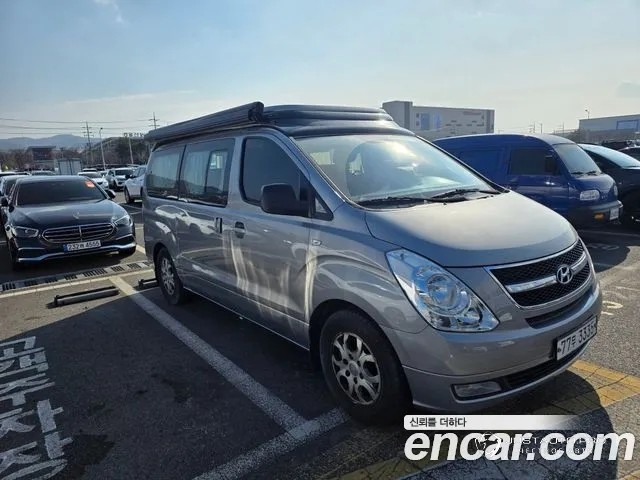 Автомобиль Hyundai Starex