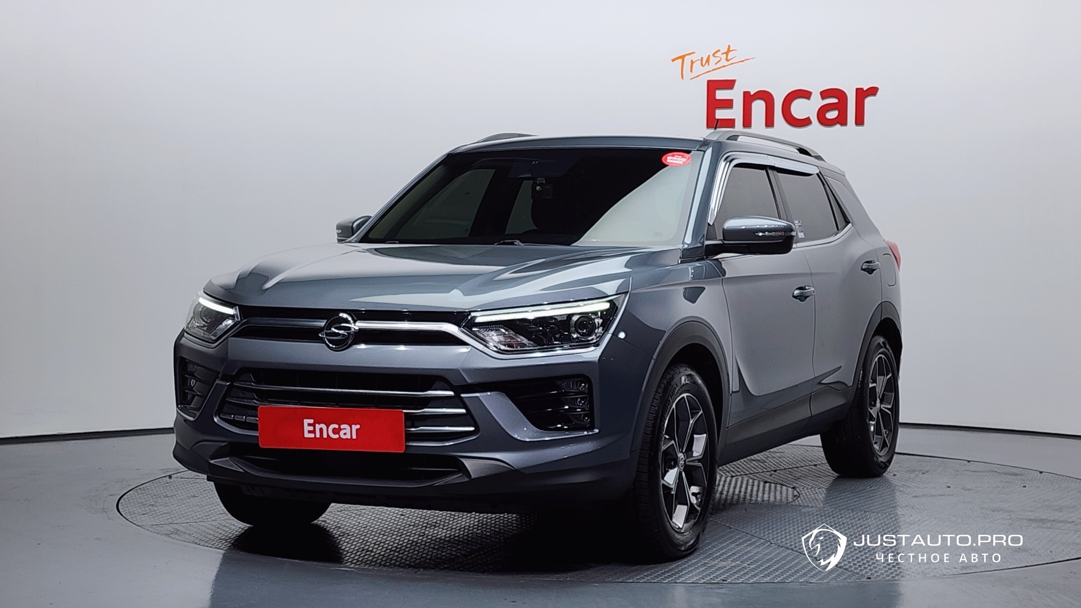 Автомобиль KG_Mobility_Ssangyong KORANDO