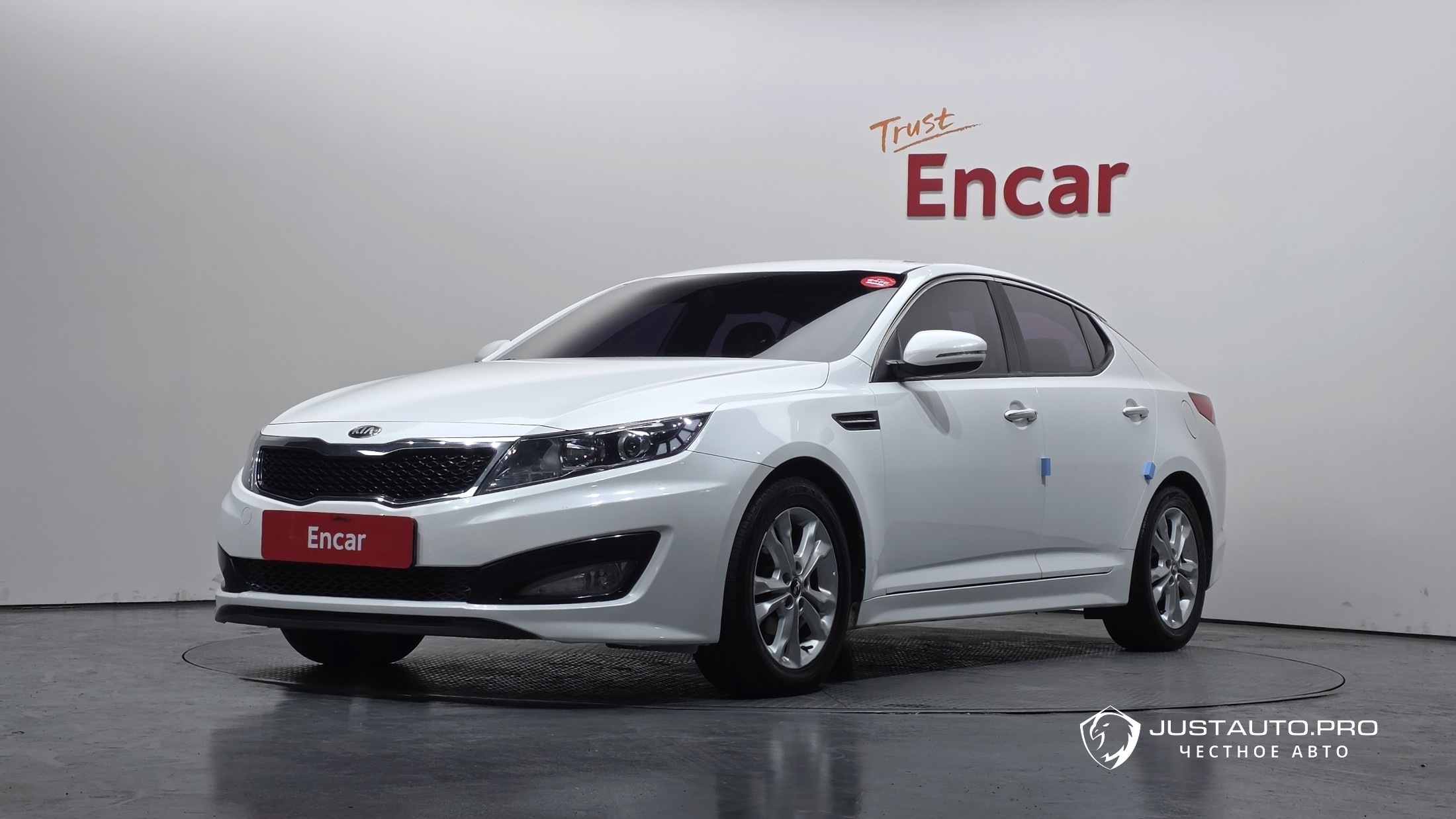 Автомобиль Kia K5